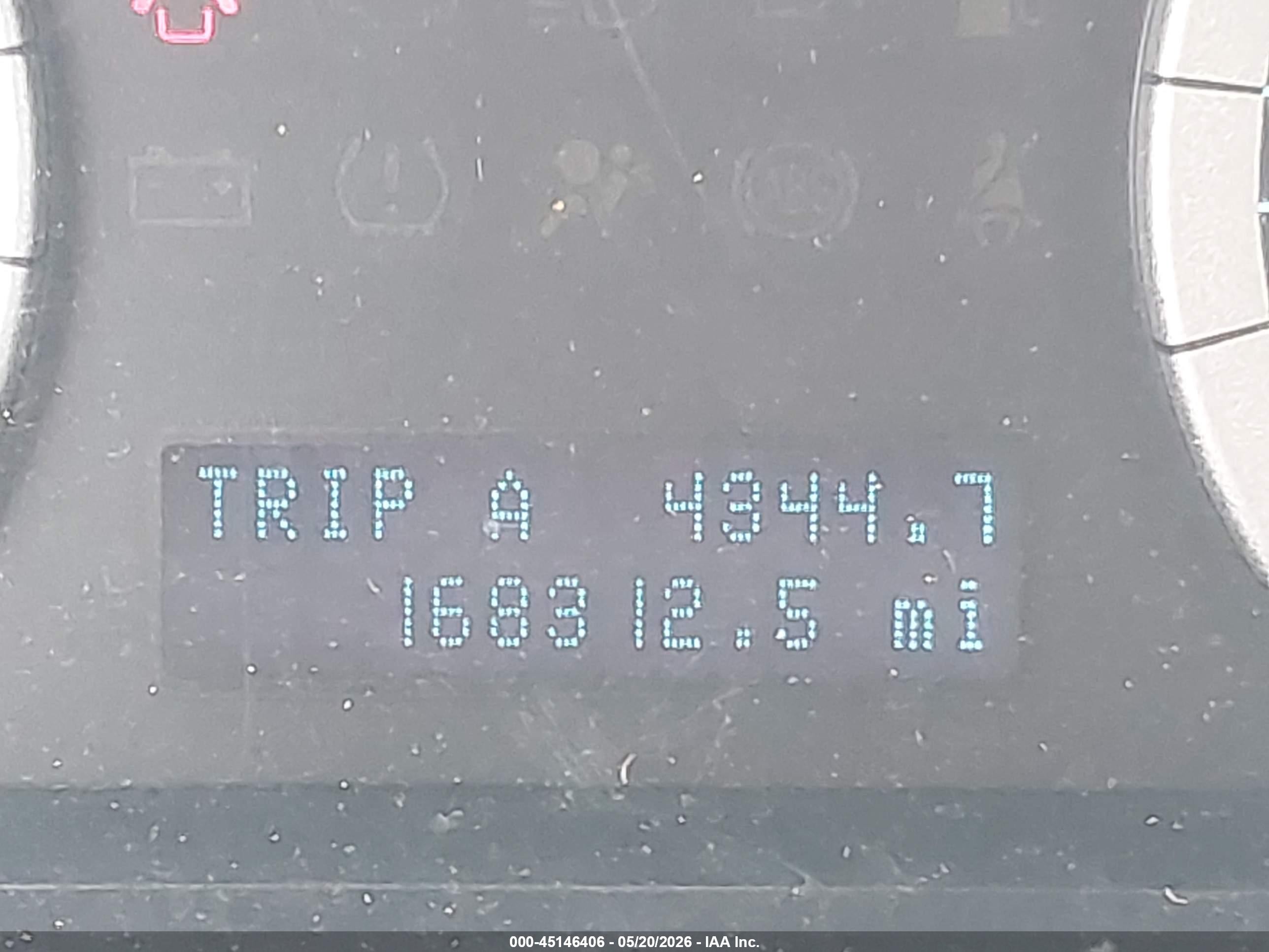 2010 Ford Escape Xlt Silver vin: 1FMCU0D74AKD42657
