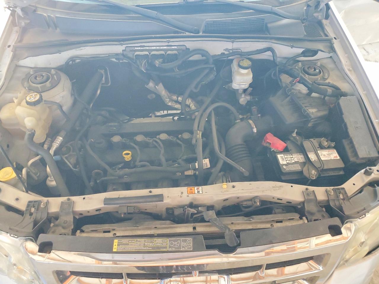2010 Ford Escape Xlt Silver vin: 1FMCU0D74AKD44439