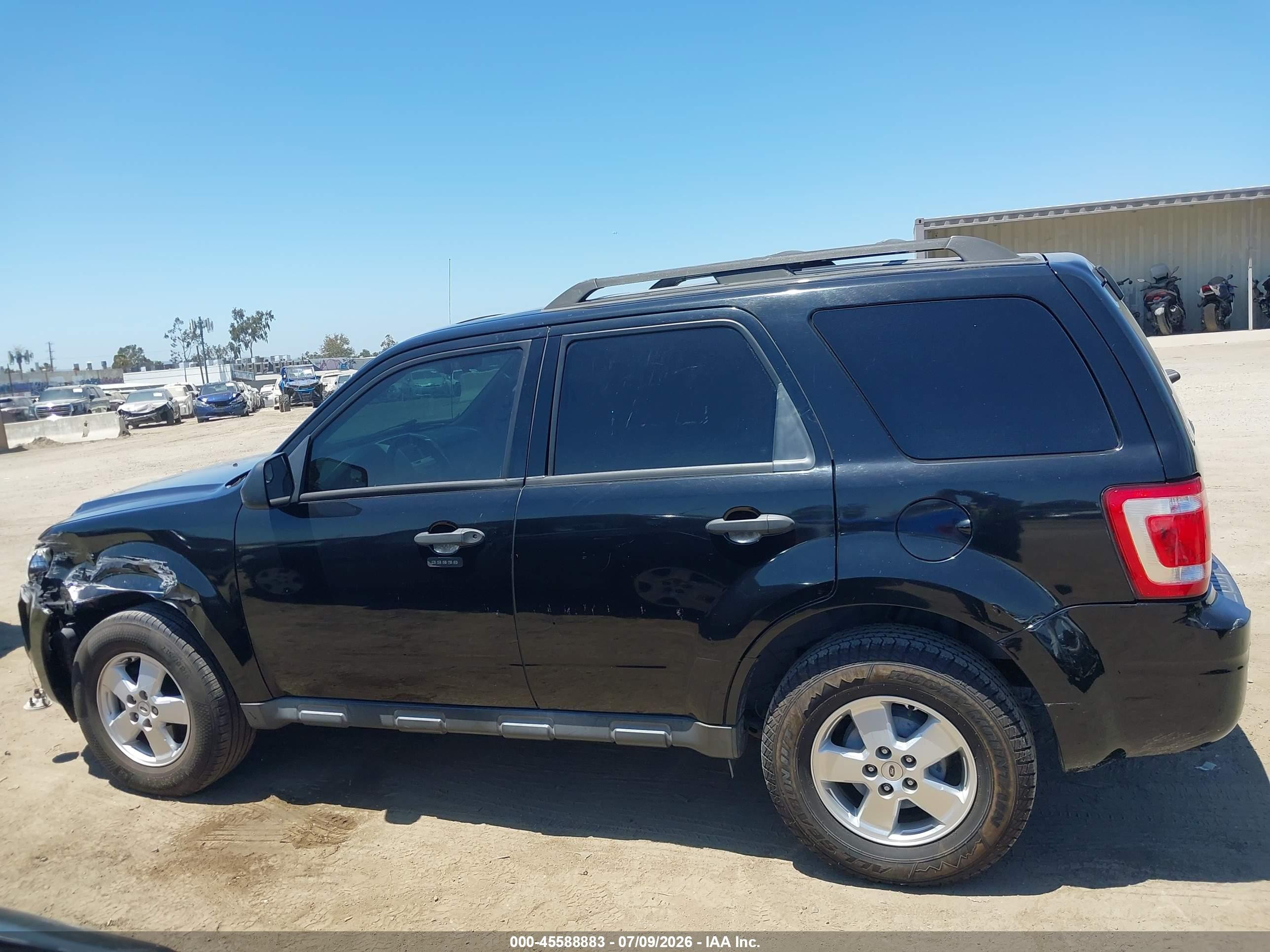 2010 Ford Escape Xlt Black vin: 1FMCU0D74AKD48278