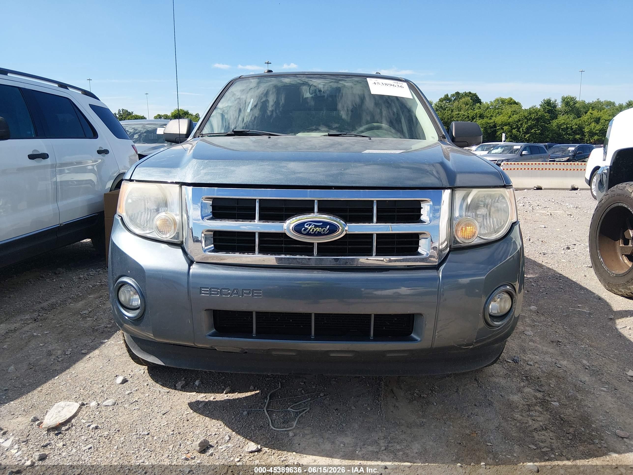 2011 Ford Escape Xlt Turquoise vin: 1FMCU0D74BKA52971
