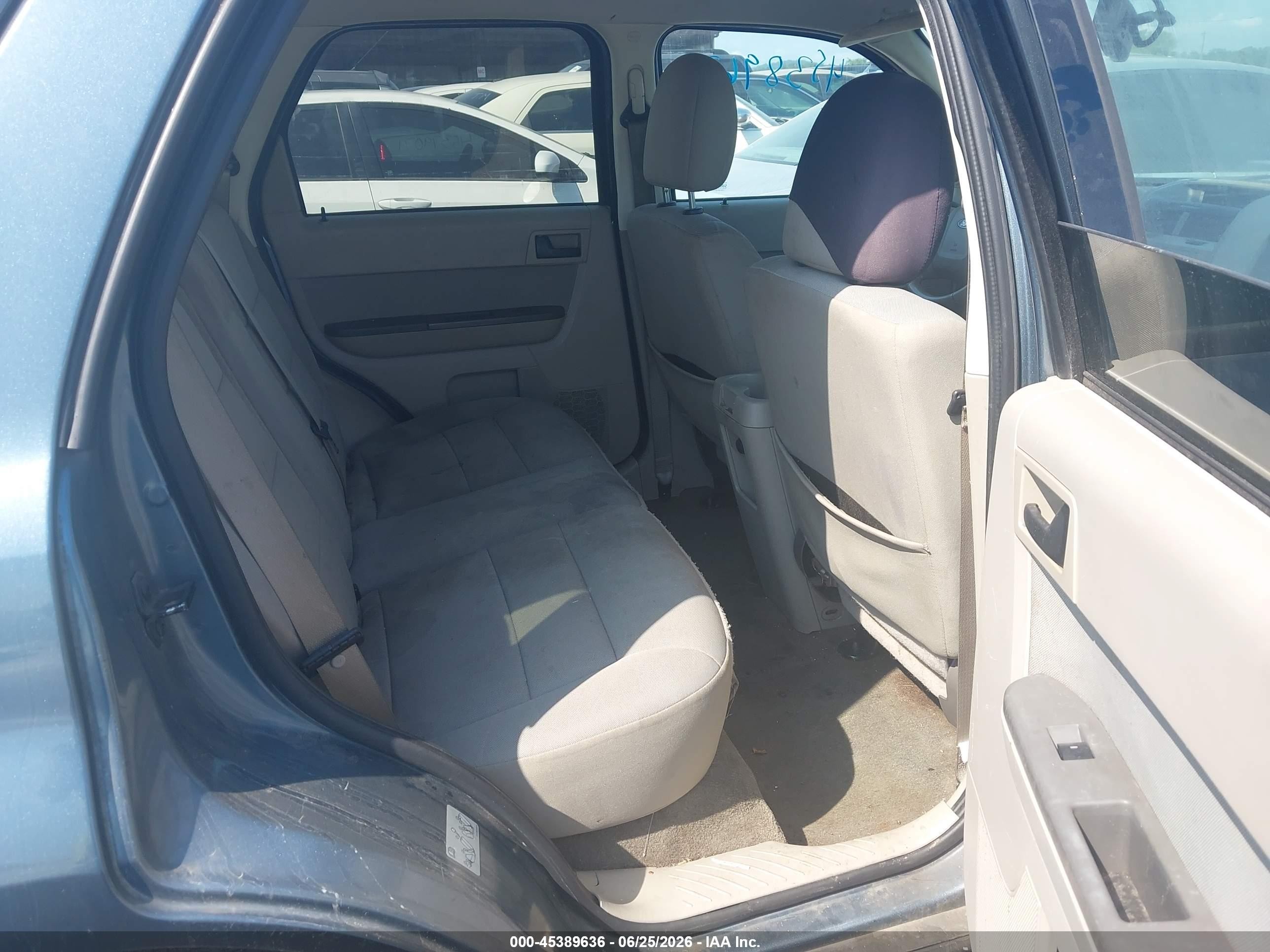2011 Ford Escape Xlt Turquoise vin: 1FMCU0D74BKA52971