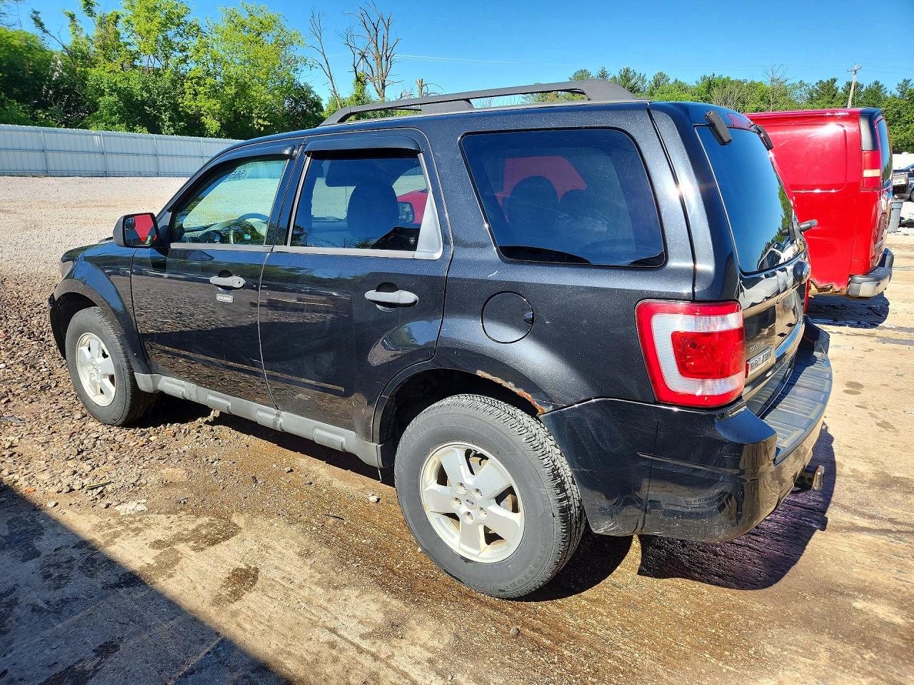 2011 Ford Escape Xlt Black vin: 1FMCU0D74BKA53764