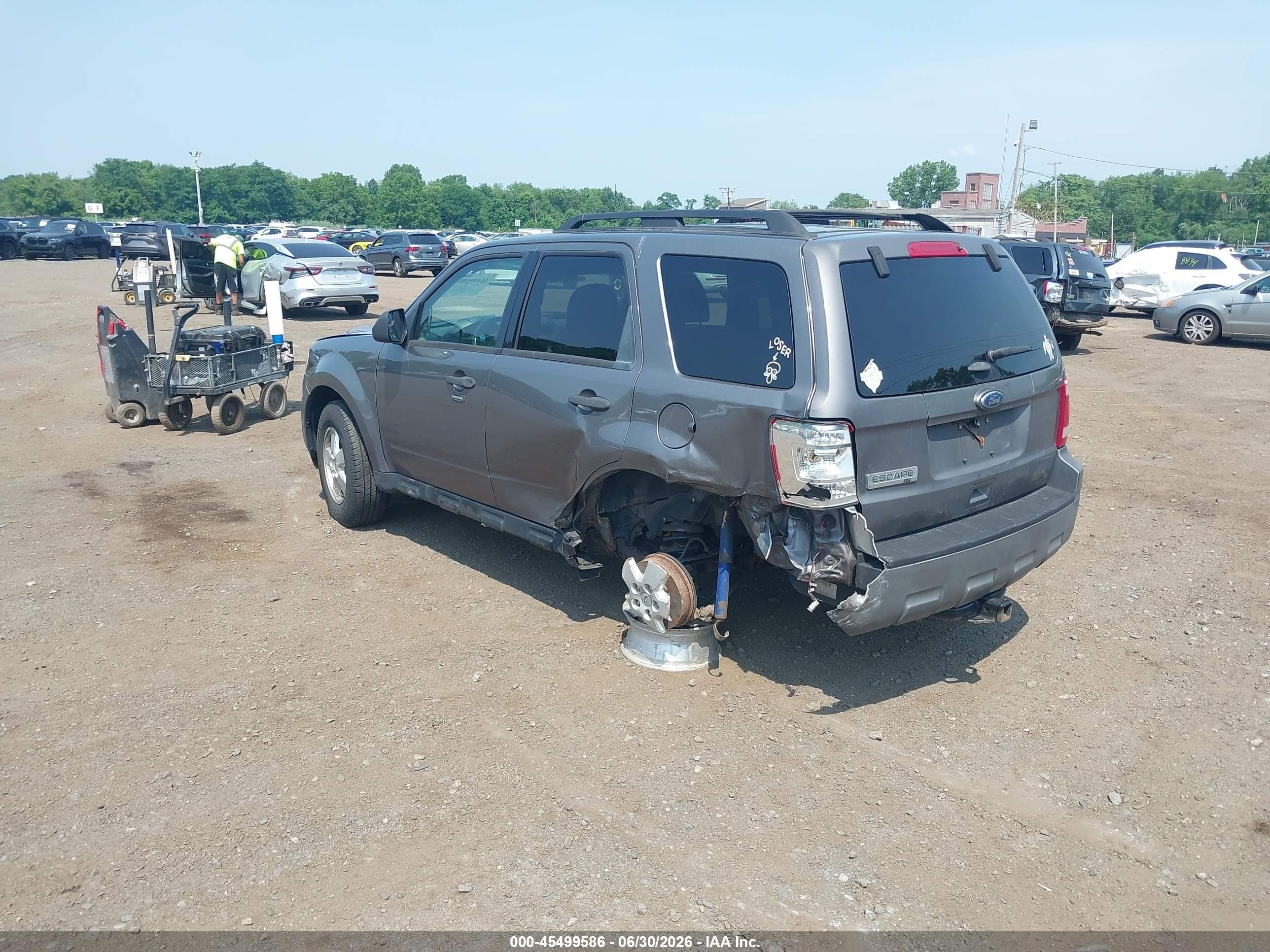 2011 Ford Escape Xlt Gray vin: 1FMCU0D74BKA79880