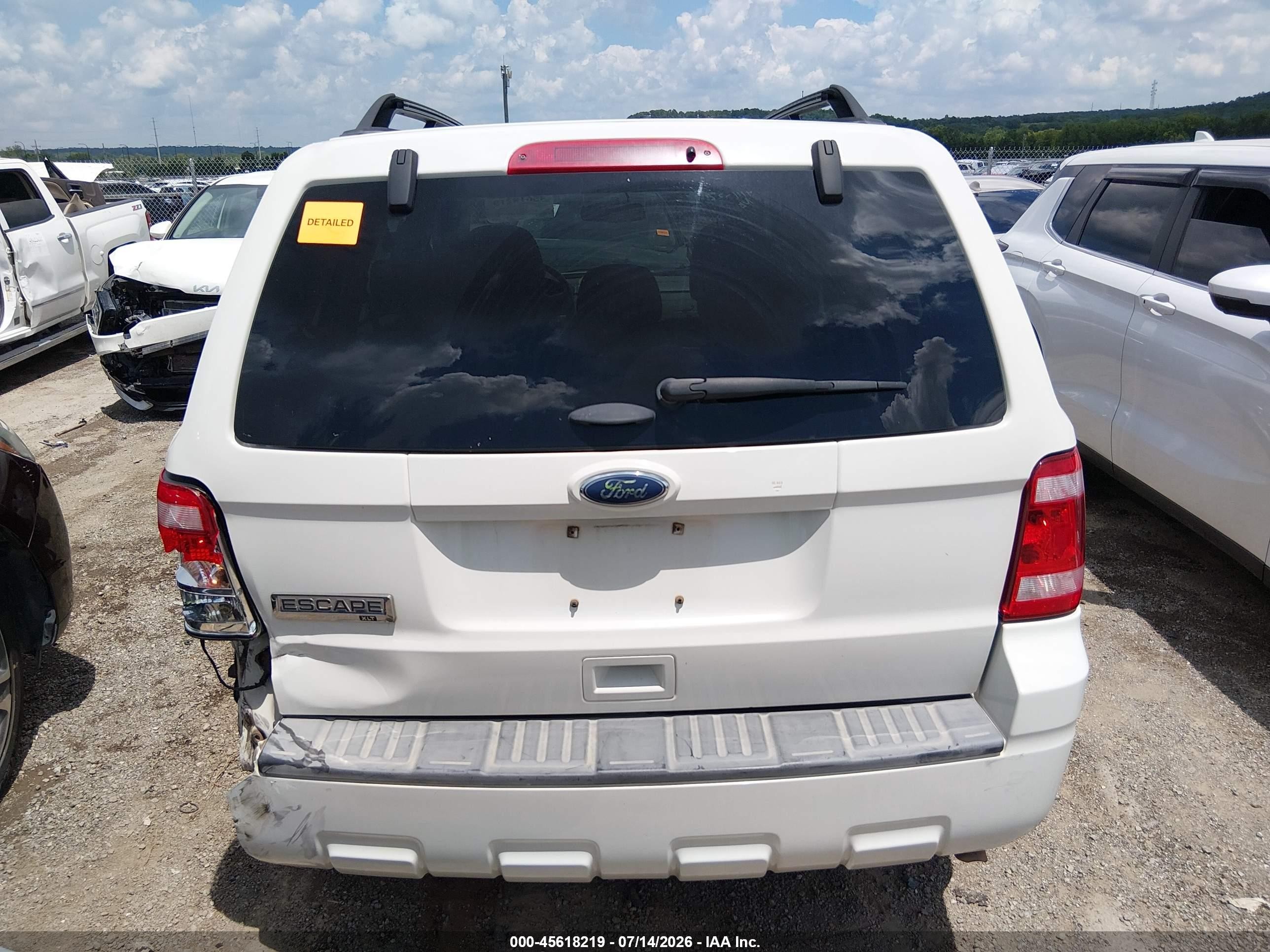 2011 Ford Escape Xlt Белый vin: 1FMCU0D74BKA92659