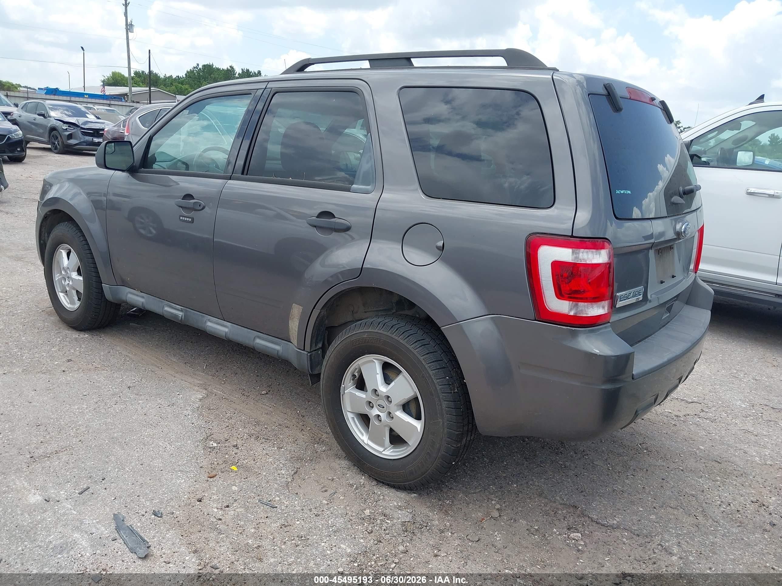 2011 Ford Escape Xlt Gray vin: 1FMCU0D74BKB23750
