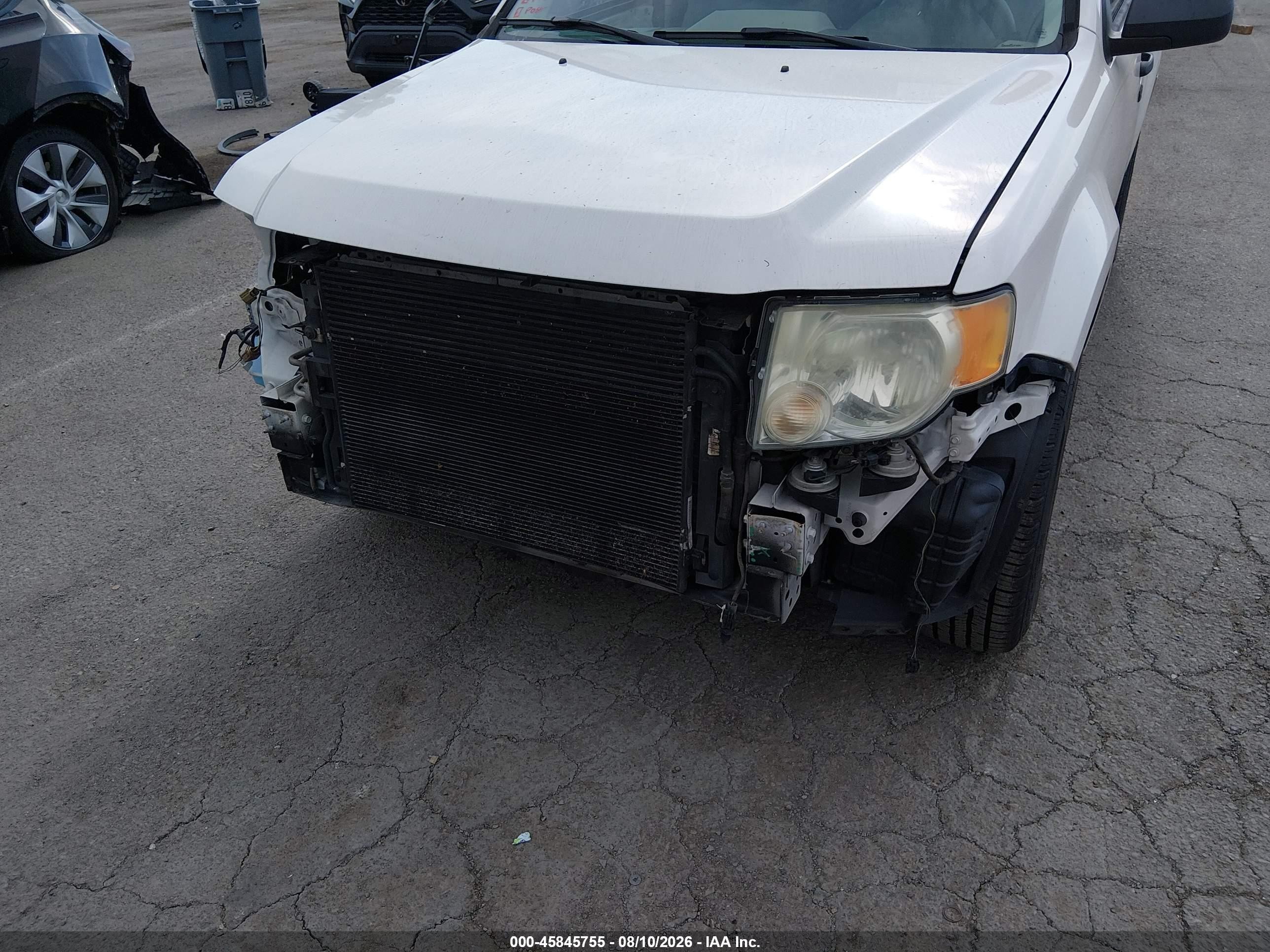 2011 Ford Escape Xlt Белый vin: 1FMCU0D74BKB33954