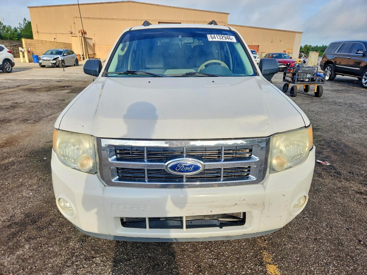 2011 Ford Escape Xlt White vin: 1FMCU0D74BKB54187