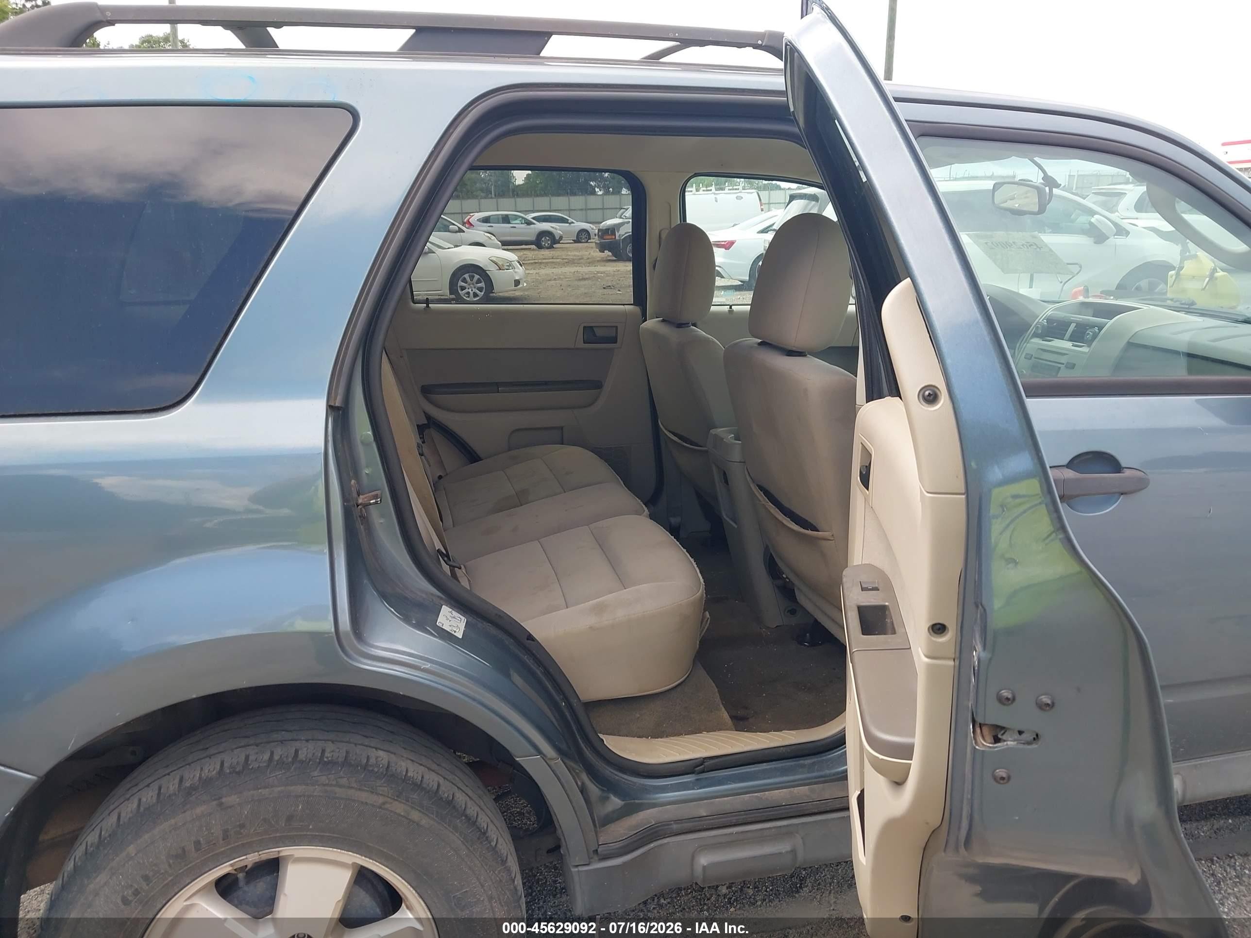 2011 Ford Escape Xlt Blue vin: 1FMCU0D74BKC27641