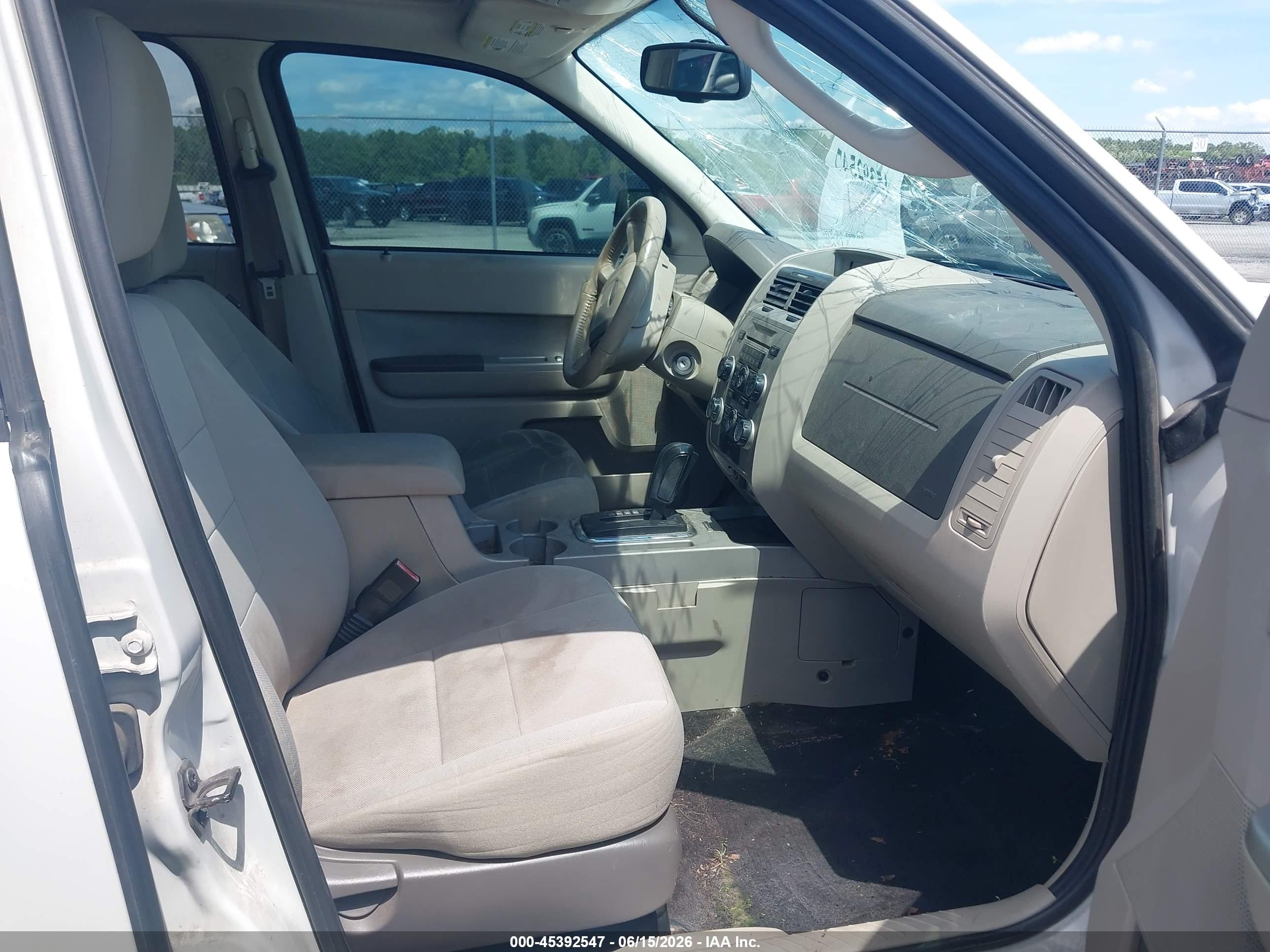 2012 Ford Escape Xlt White vin: 1FMCU0D74CKB09994