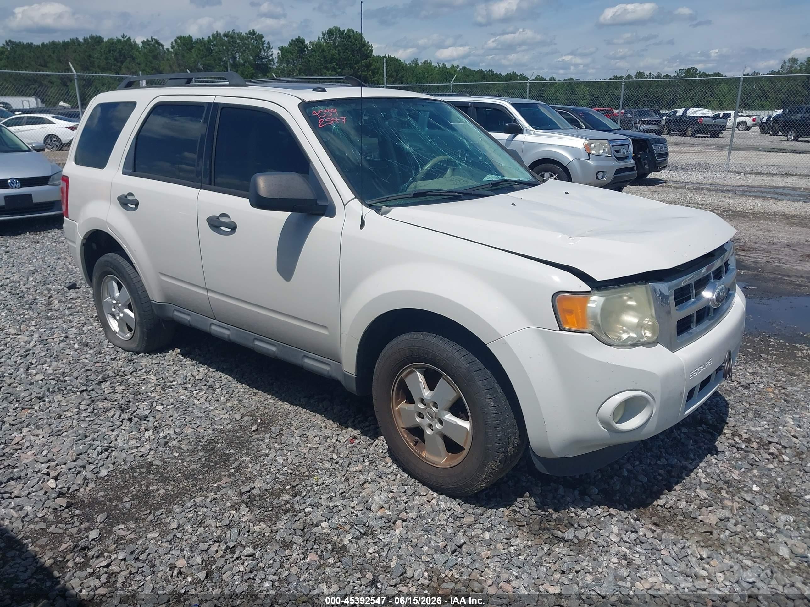 2012 Ford Escape Xlt White vin: 1FMCU0D74CKB09994