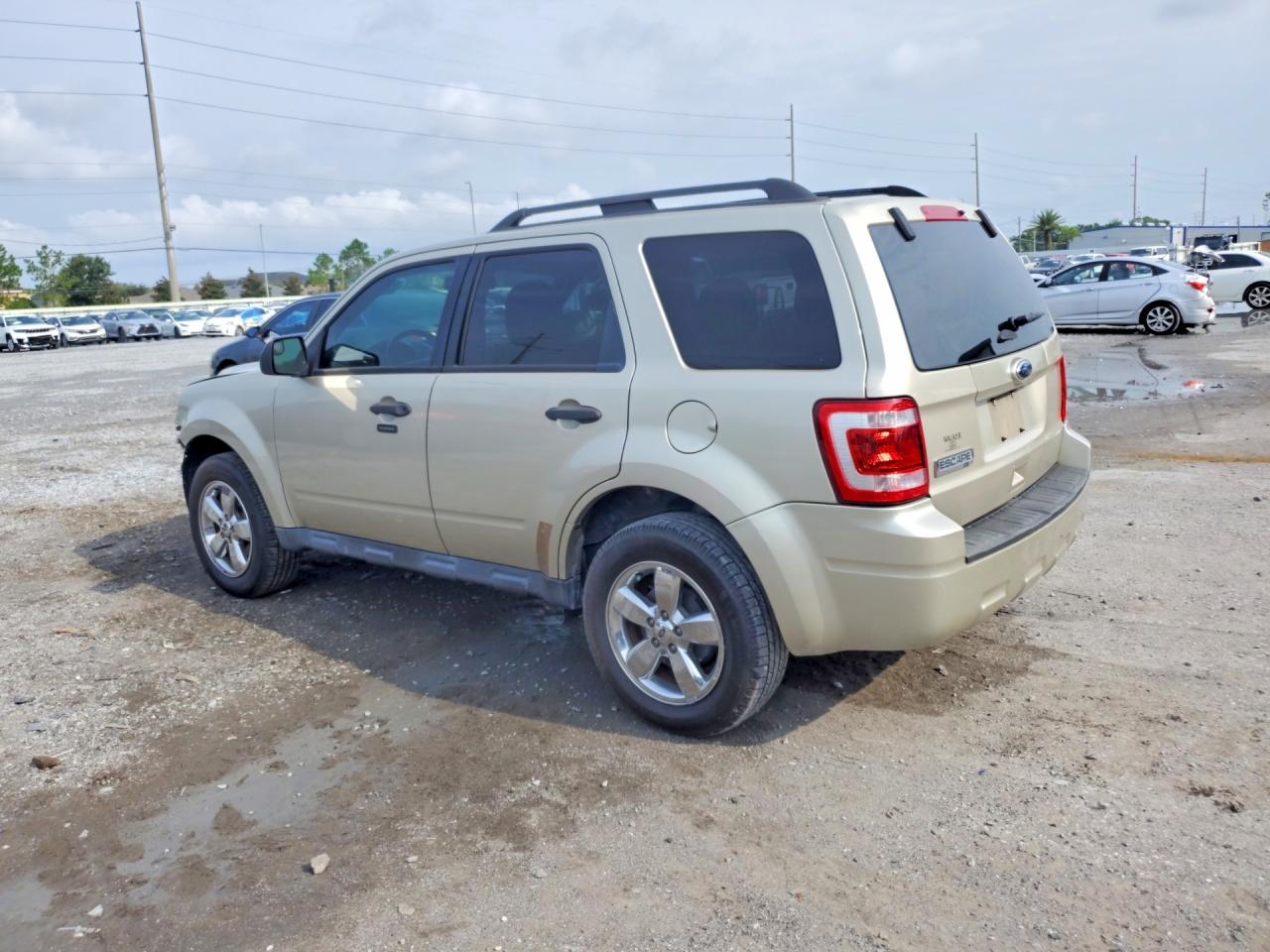 2012 Ford Escape Xlt Cream vin: 1FMCU0D74CKB27217