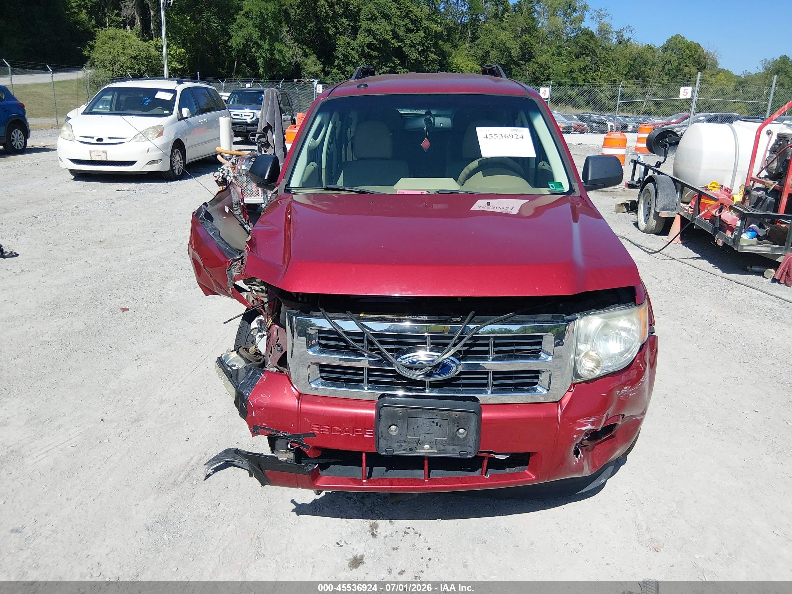 2012 Ford Escape Xlt Red vin: 1FMCU0D74CKB57351