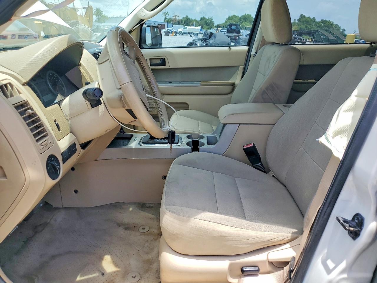 2012 Ford Escape Xlt White vin: 1FMCU0D74CKB61898