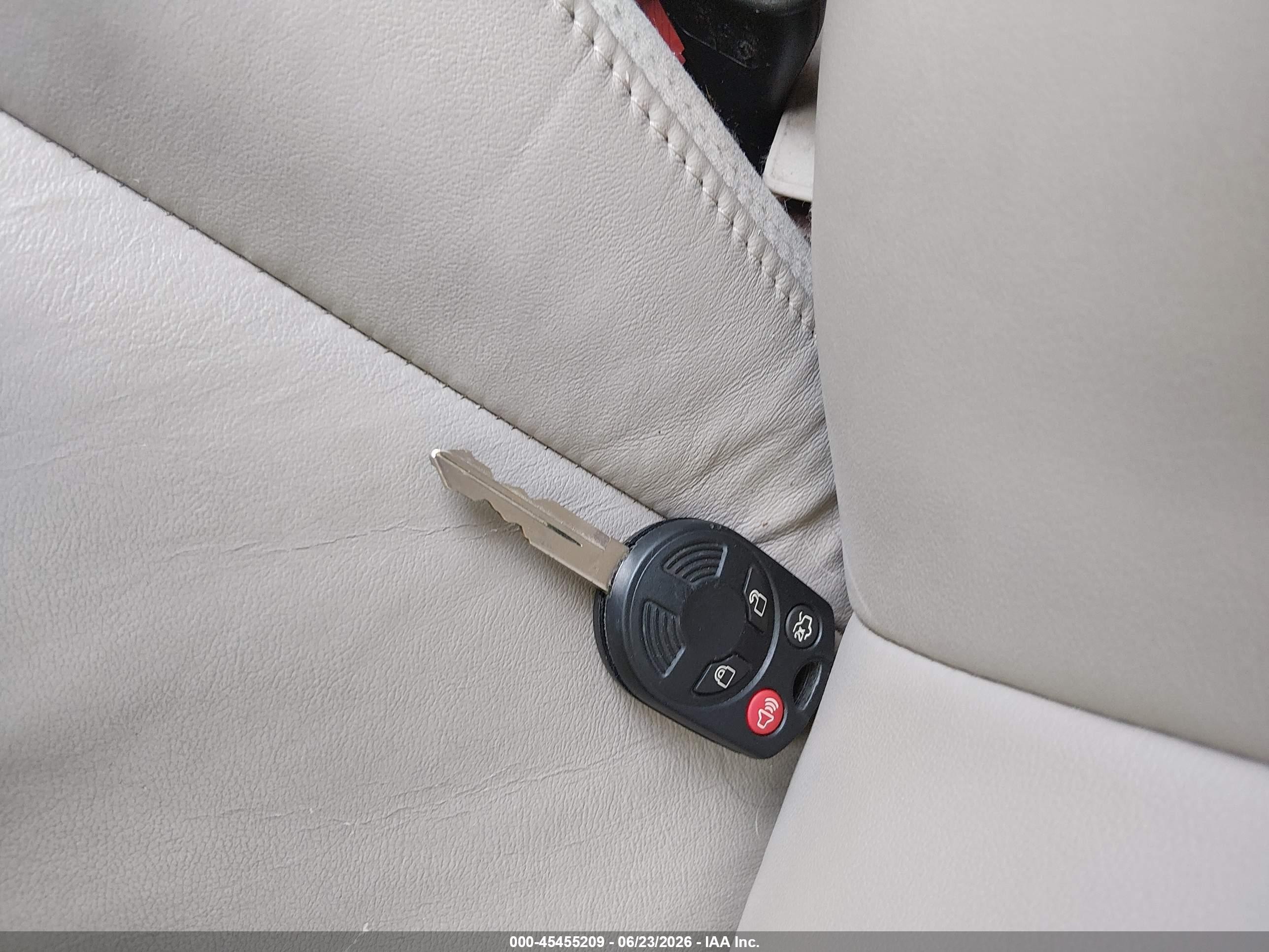 2010 Ford Escape Xlt Черный vin: 1FMCU0D75AKA70717