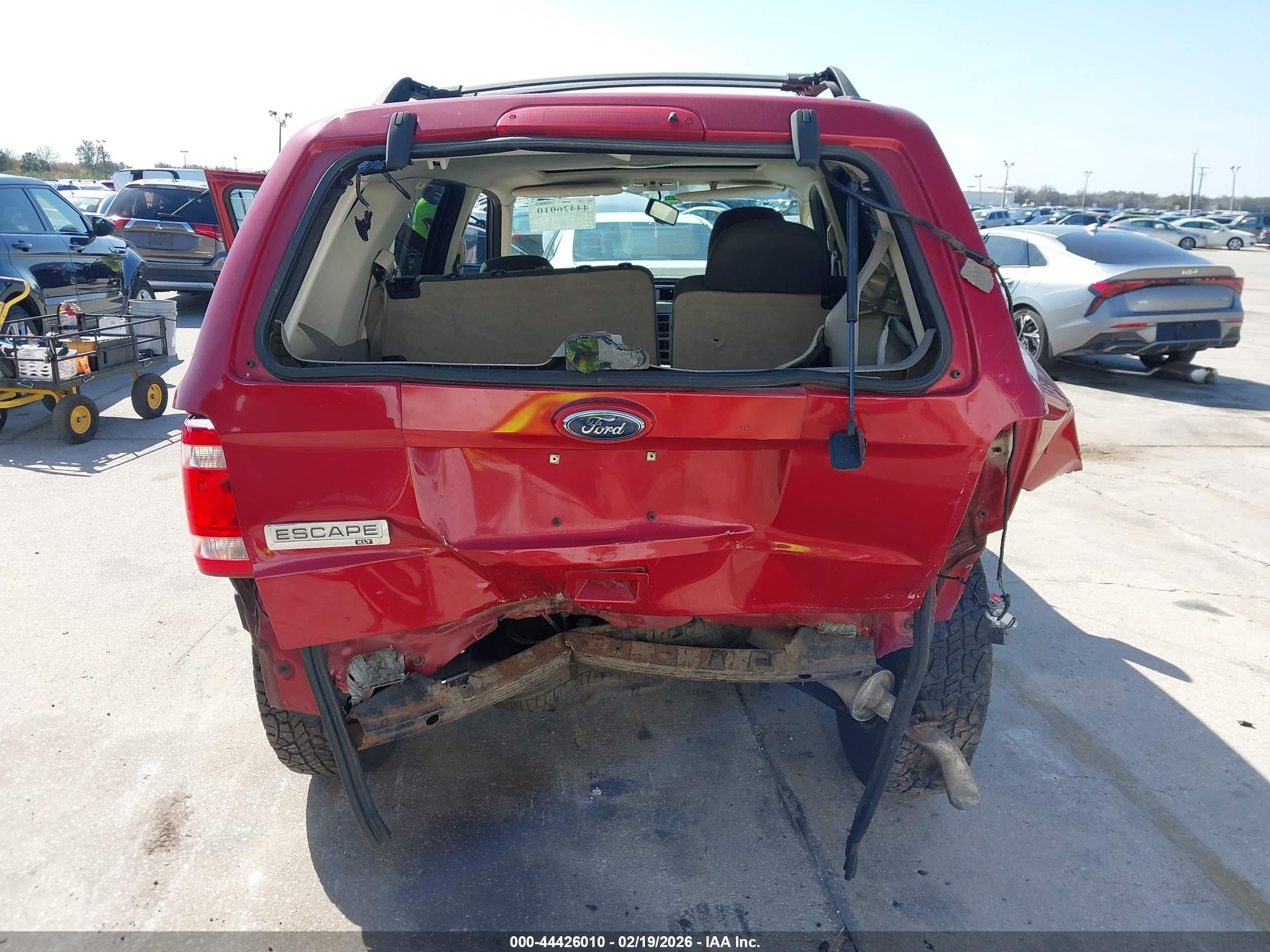 2010 Ford Escape Xlt Red vin: 1FMCU0D75AKB08771
