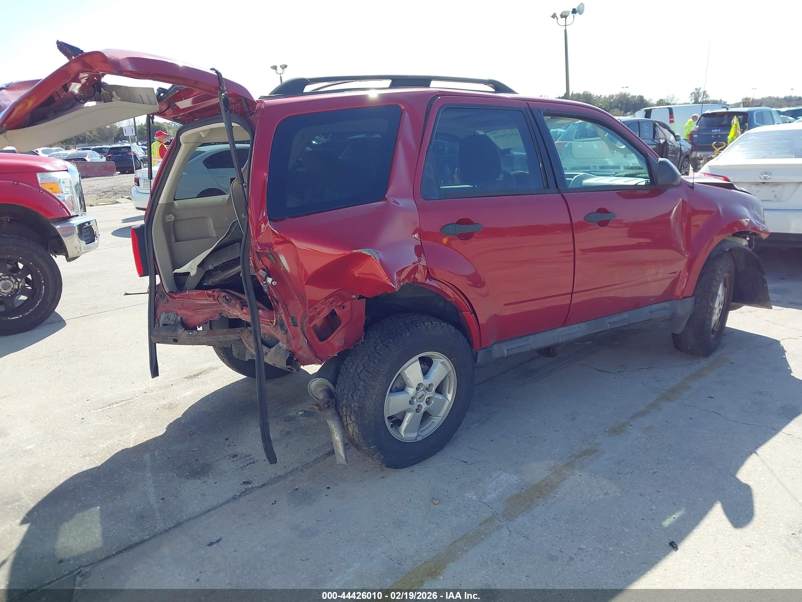 2010 Ford Escape Xlt Red vin: 1FMCU0D75AKB08771