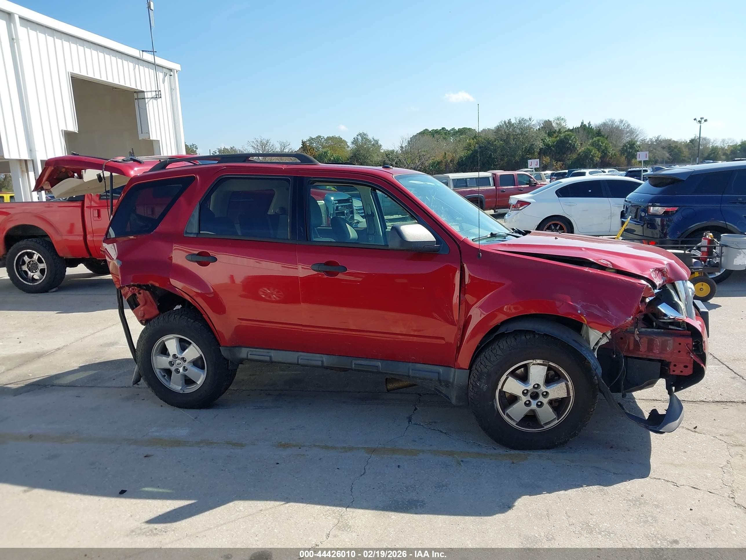 2010 Ford Escape Xlt Red vin: 1FMCU0D75AKB08771