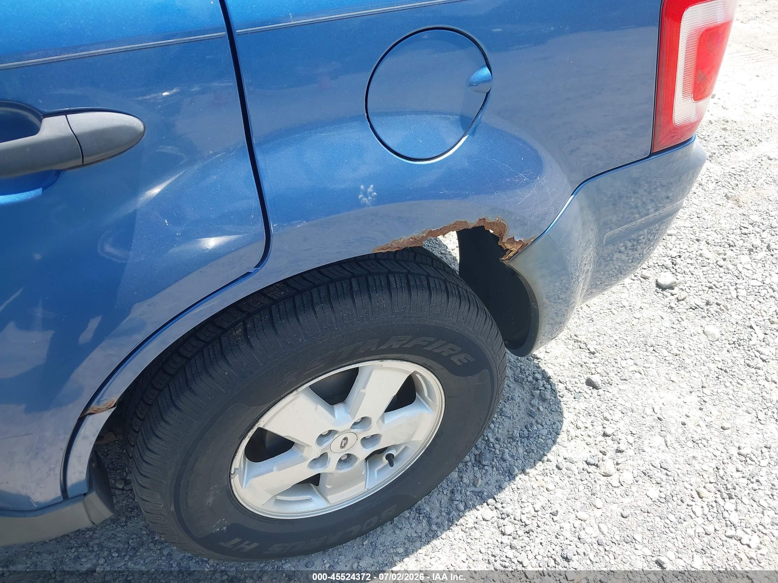2010 Ford Escape Xlt Blue vin: 1FMCU0D75AKB42497