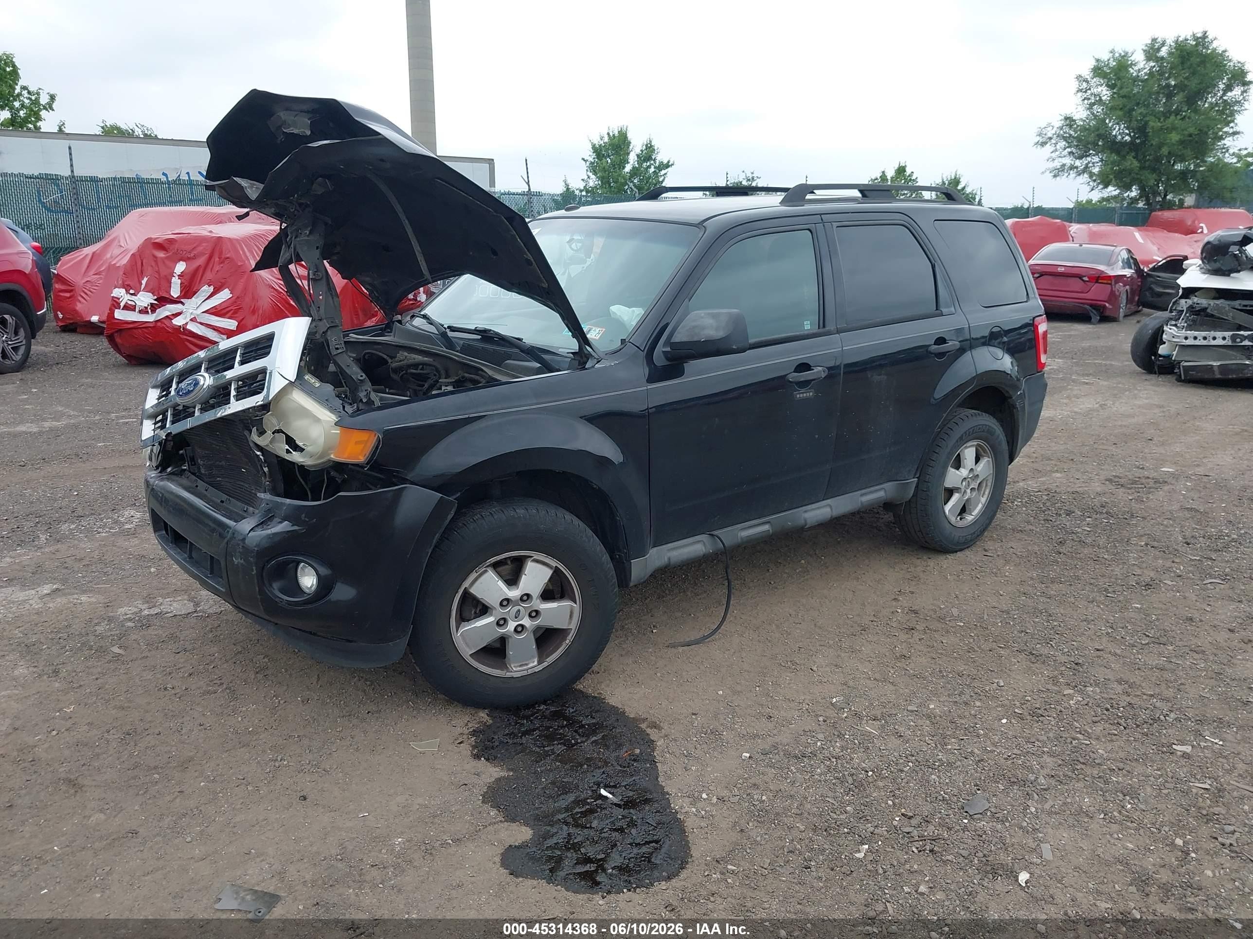 2010 Ford Escape Xlt Black vin: 1FMCU0D75AKB90131