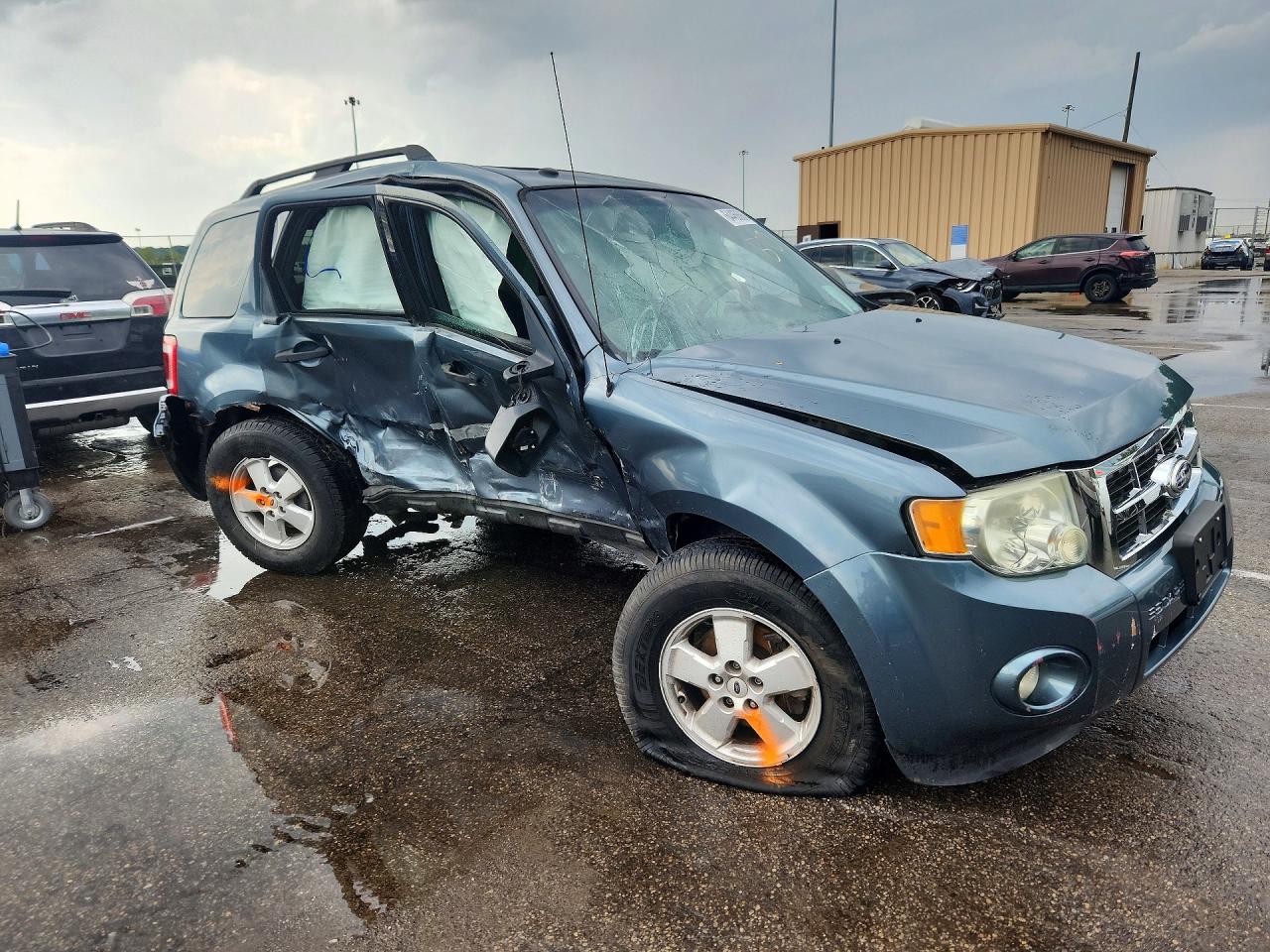 2010 Ford Escape Xlt Blue vin: 1FMCU0D75AKC50277