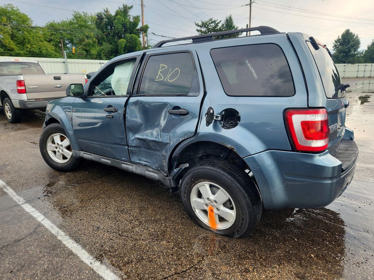 2010 Ford Escape Xlt Blue vin: 1FMCU0D75AKC50277