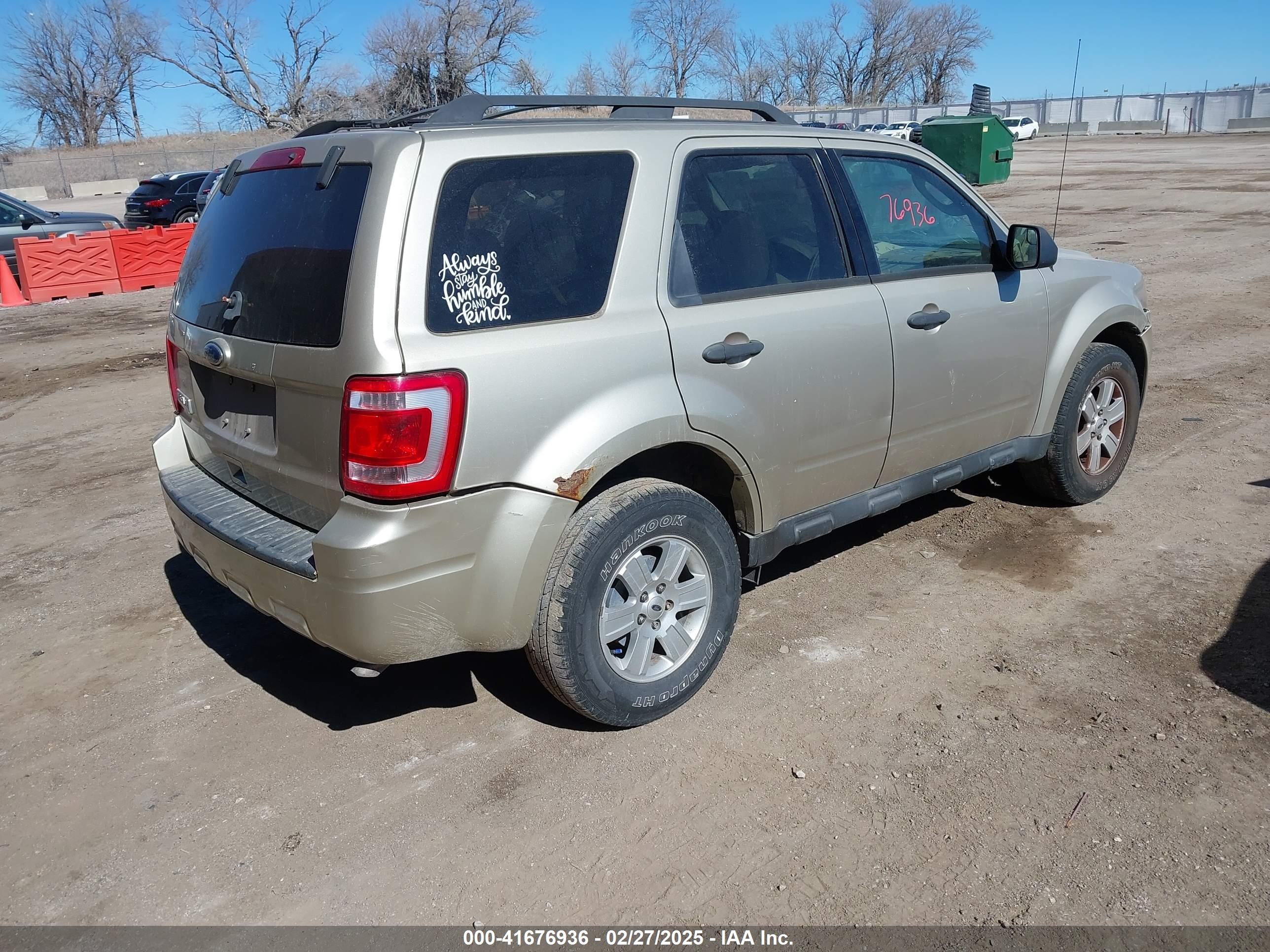 2010 Ford Escape Xlt Tan vin: 1FMCU0D75AKC58248