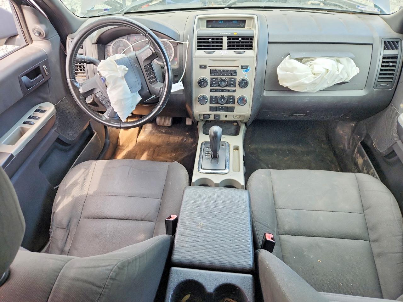 2010 Ford Escape Xlt Серый vin: 1FMCU0D75AKC65913