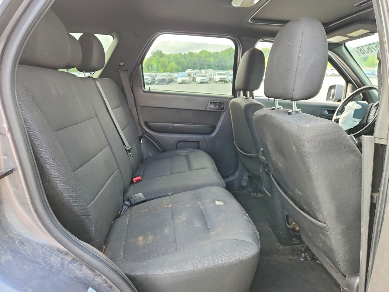 2010 Ford Escape Xlt Серый vin: 1FMCU0D75AKC65913