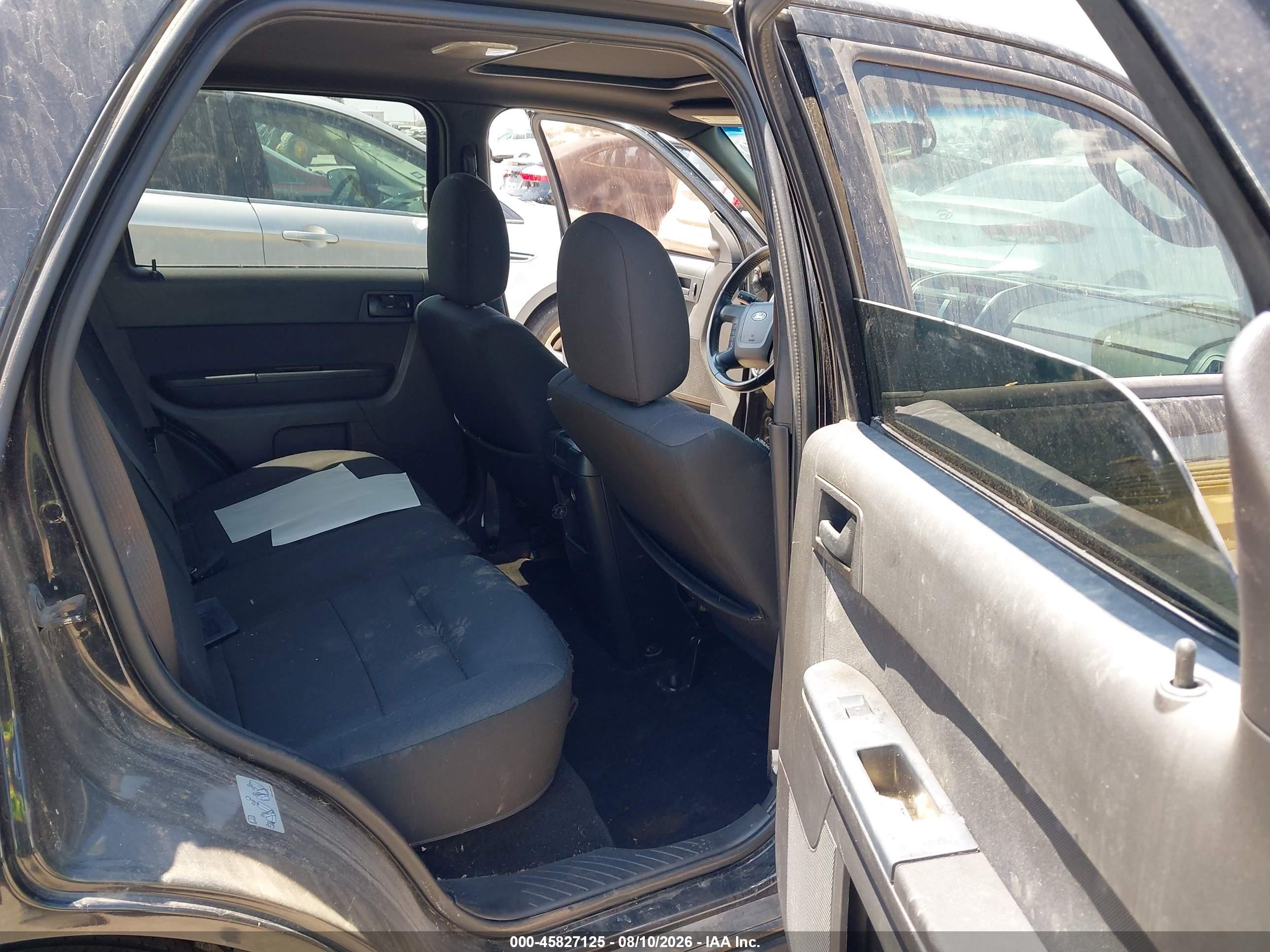 2010 Ford Escape Xlt Black vin: 1FMCU0D75AKC71940