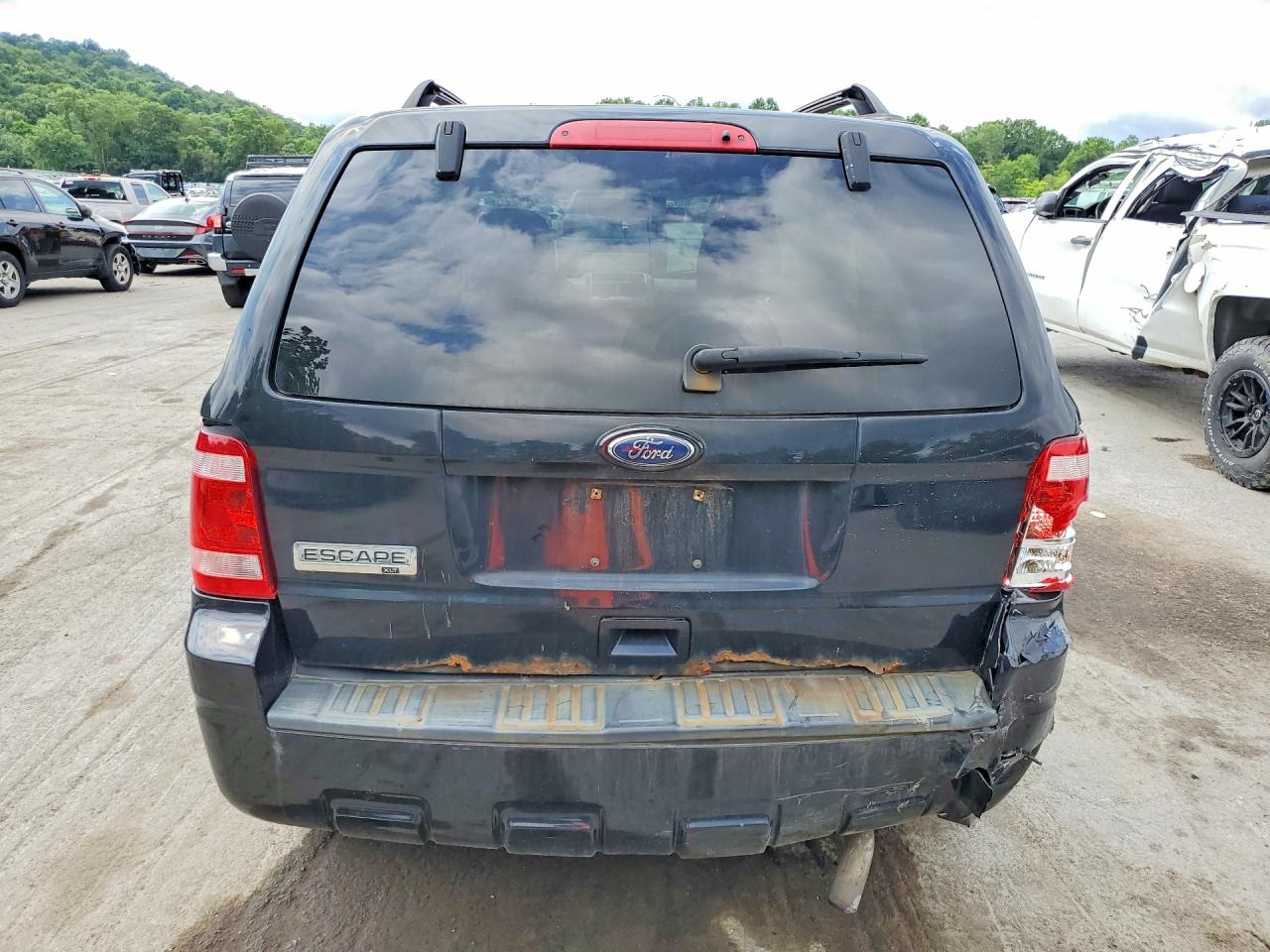 2010 Ford Escape Xlt Black vin: 1FMCU0D75AKD06508