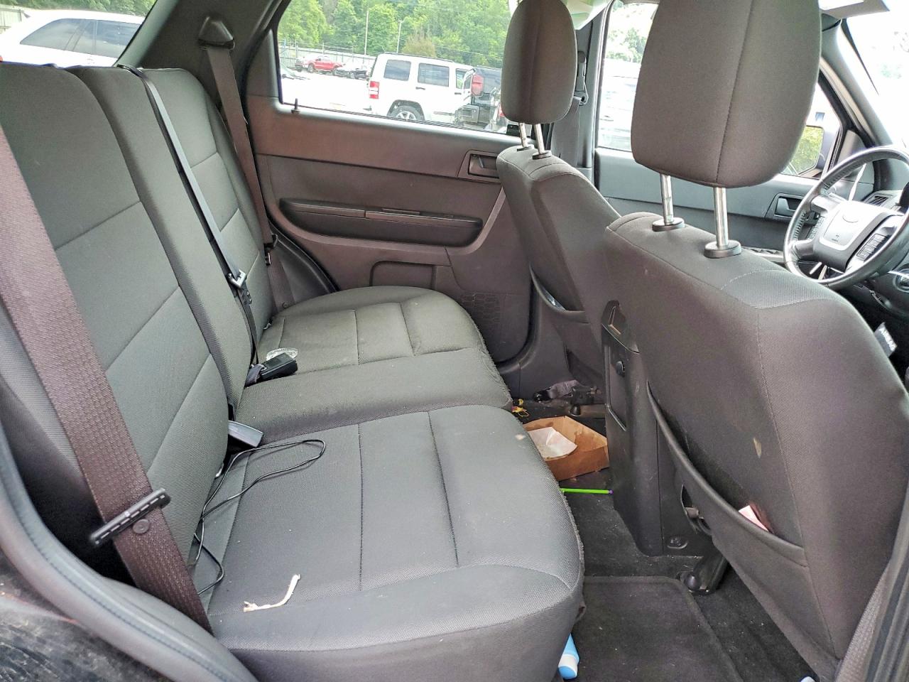 2010 Ford Escape Xlt Black vin: 1FMCU0D75AKD06508