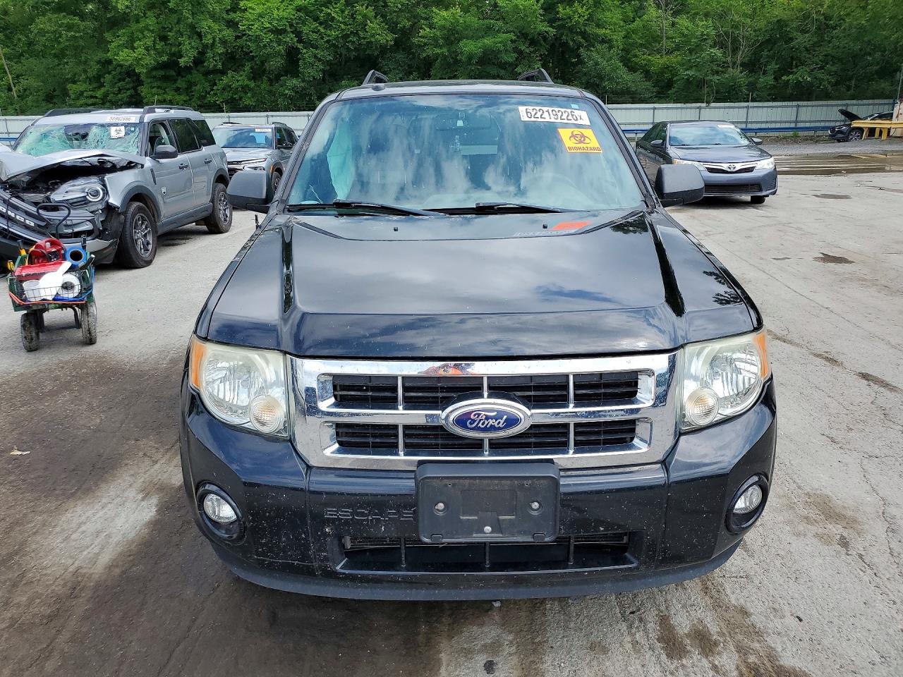 2010 Ford Escape Xlt Black vin: 1FMCU0D75AKD06508