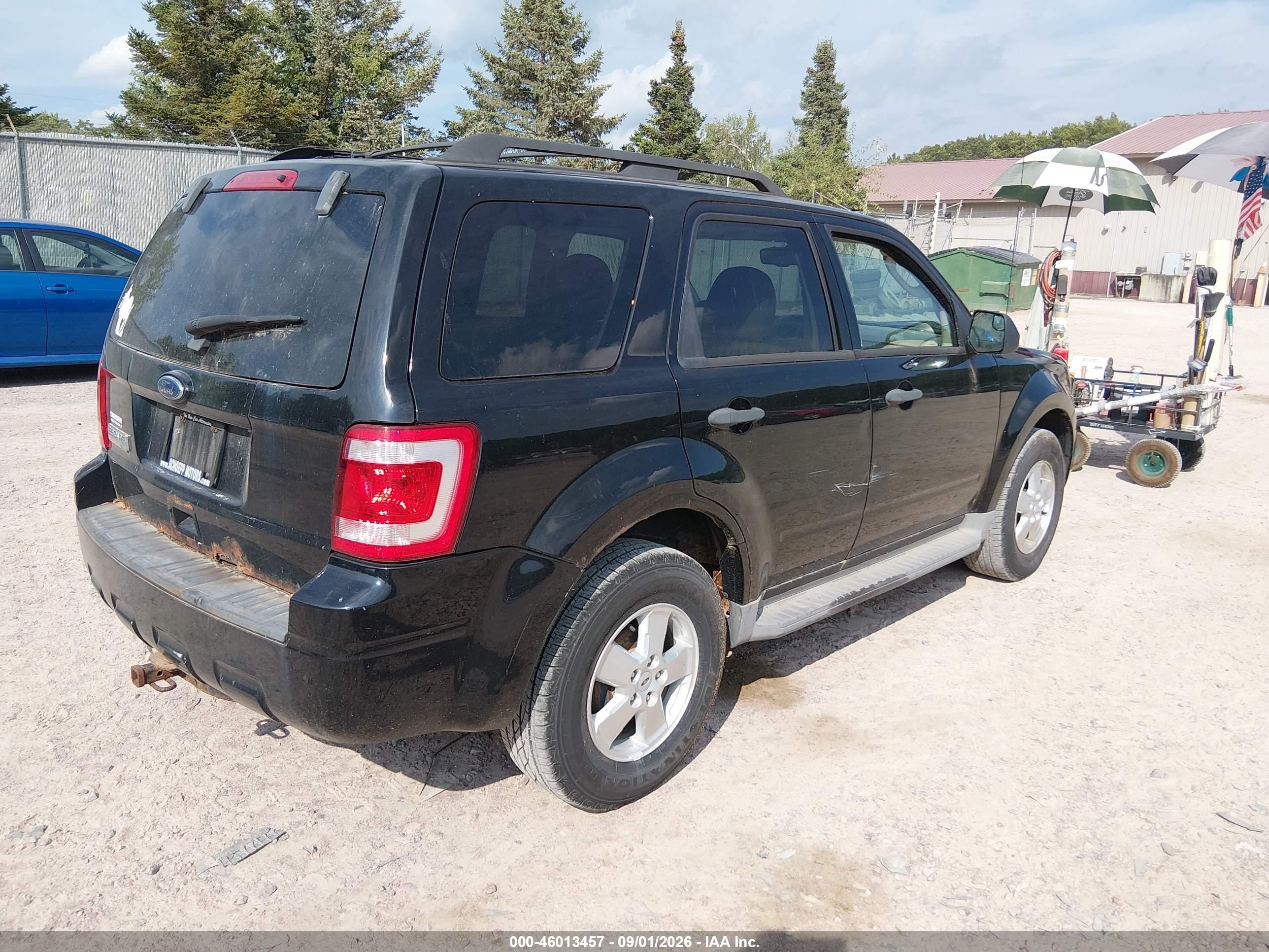 2010 Ford Escape Xlt Black vin: 1FMCU0D75AKD14348