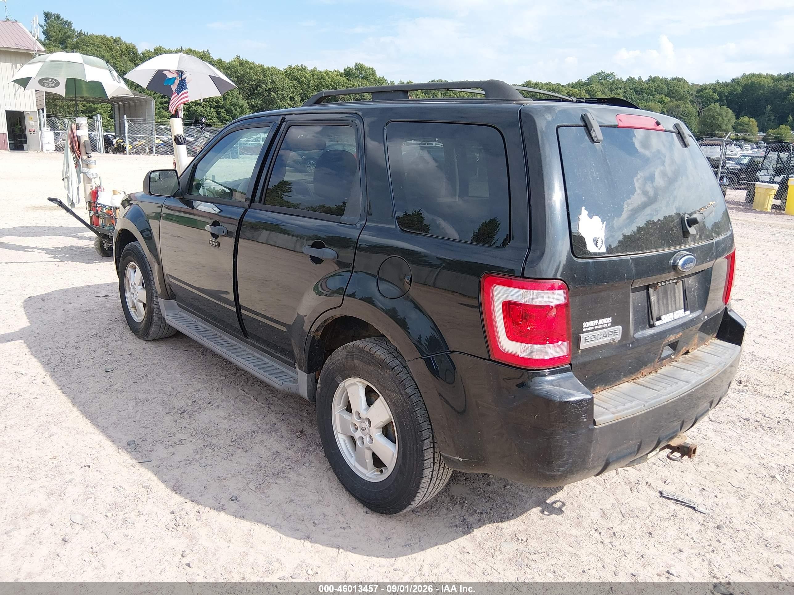 2010 Ford Escape Xlt Black vin: 1FMCU0D75AKD14348