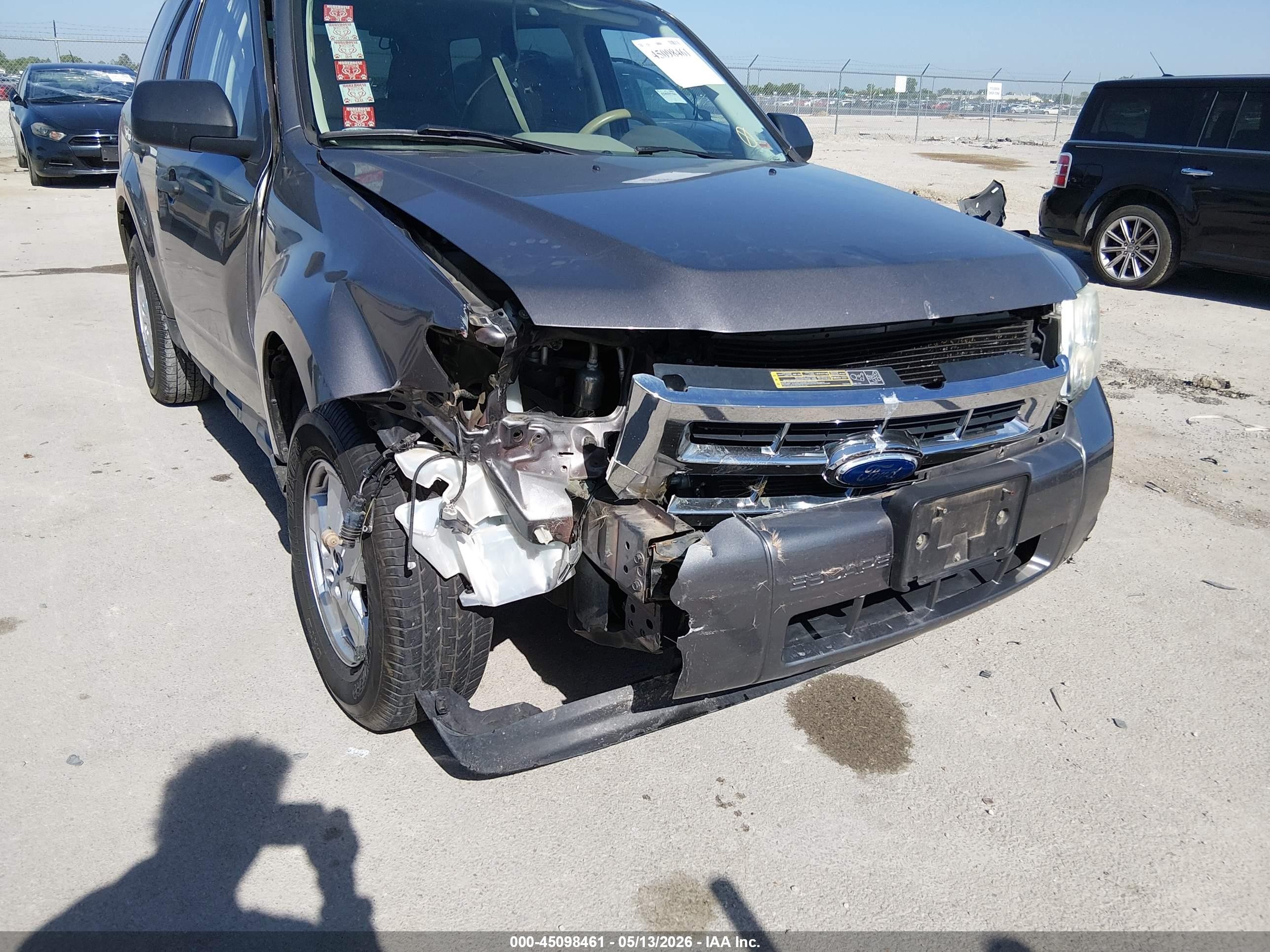 2010 Ford Escape Xlt Gray vin: 1FMCU0D75AKD37872