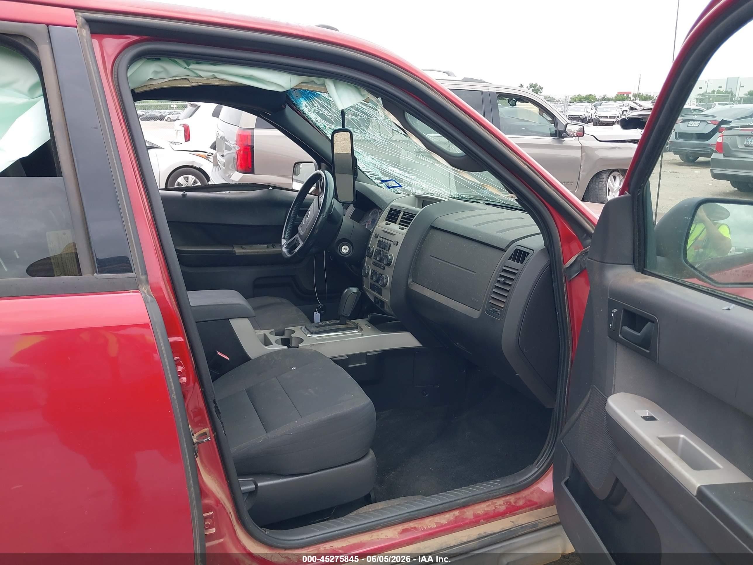 2011 Ford Escape Xlt Красный vin: 1FMCU0D75BKA07358