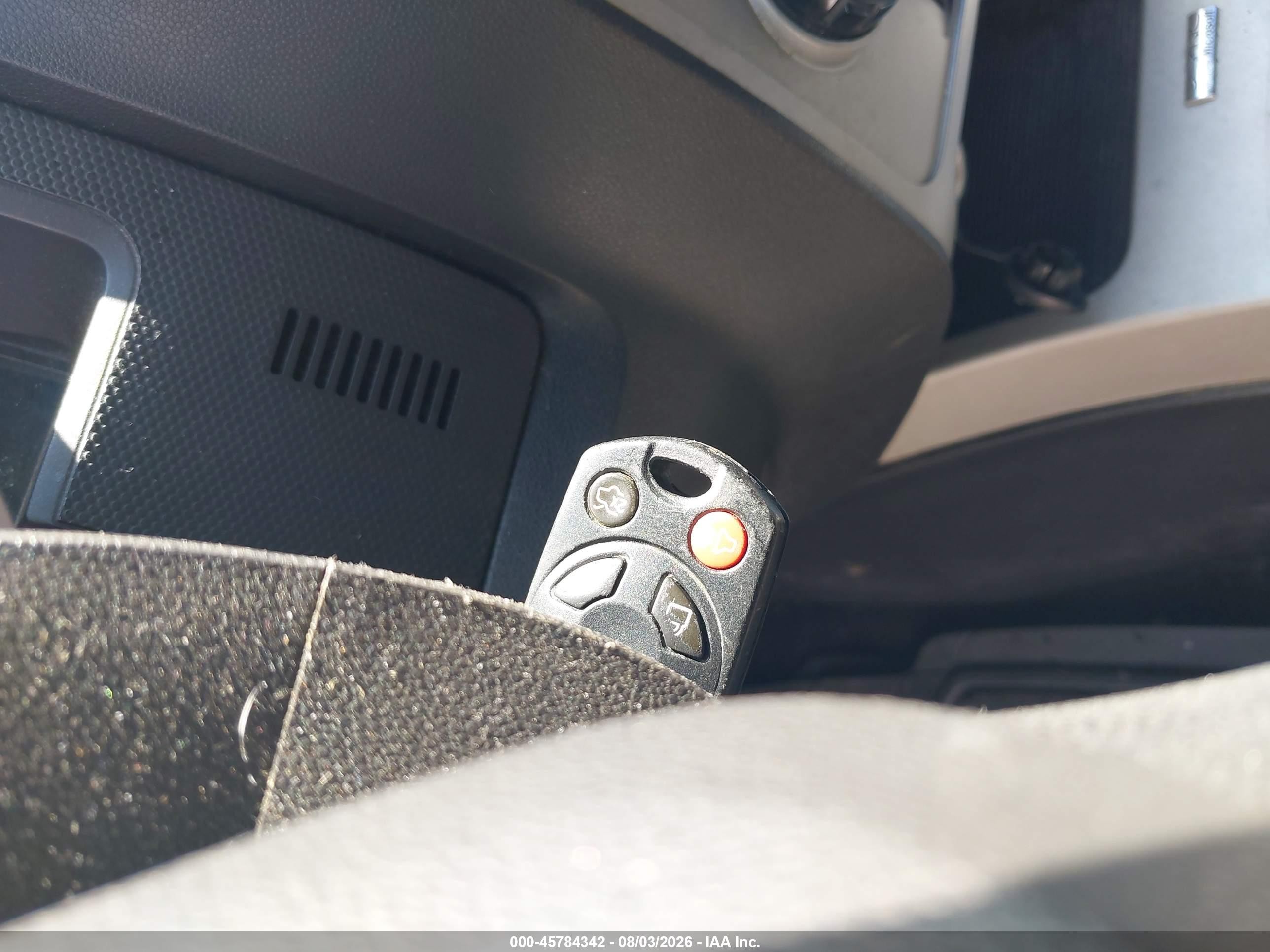 2011 Ford Escape Xlt Gold vin: 1FMCU0D75BKA26086