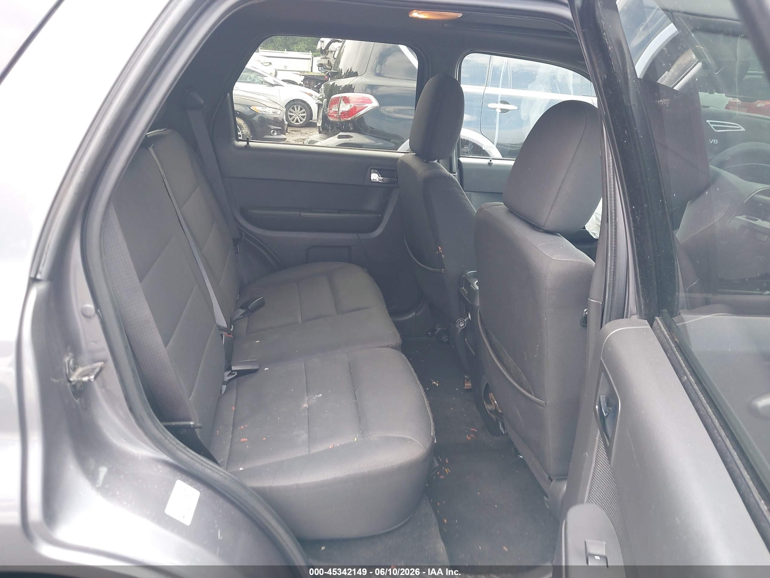 2011 Ford Escape Xlt Gray vin: 1FMCU0D75BKA60822