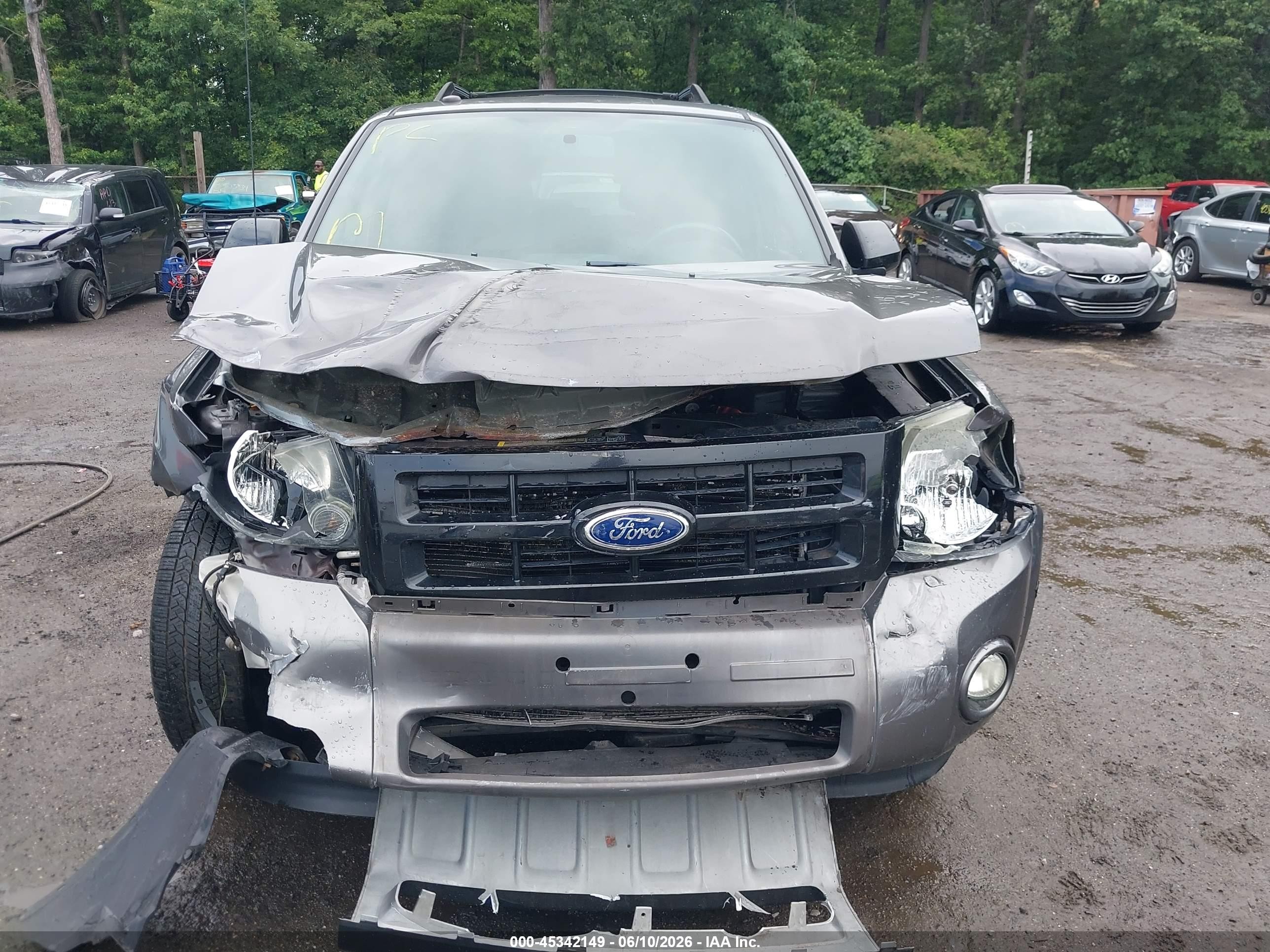 2011 Ford Escape Xlt Gray vin: 1FMCU0D75BKA60822