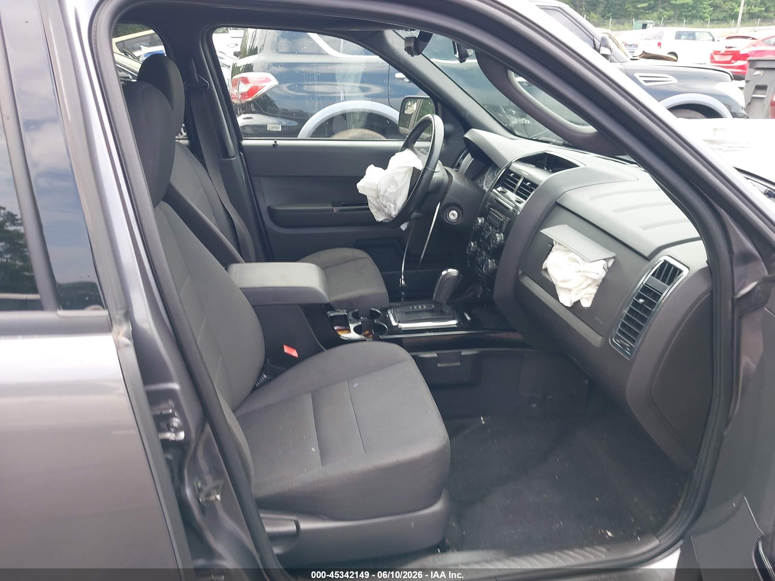 2011 Ford Escape Xlt Gray vin: 1FMCU0D75BKA60822