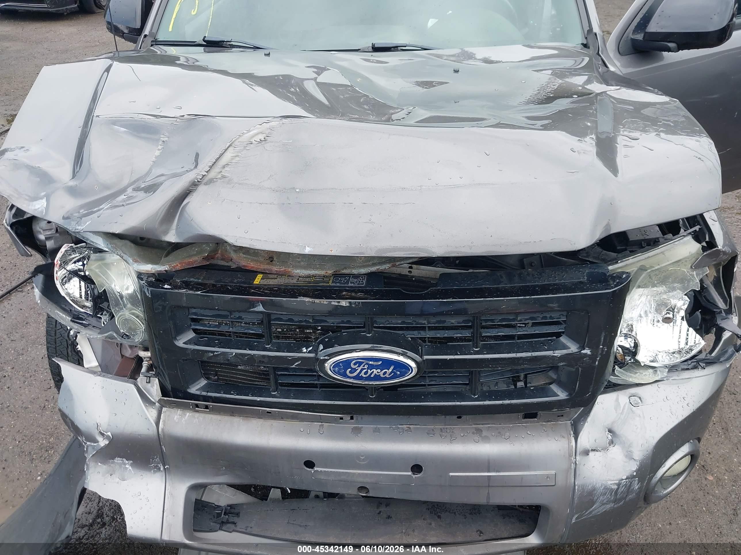 2011 Ford Escape Xlt Gray vin: 1FMCU0D75BKA60822