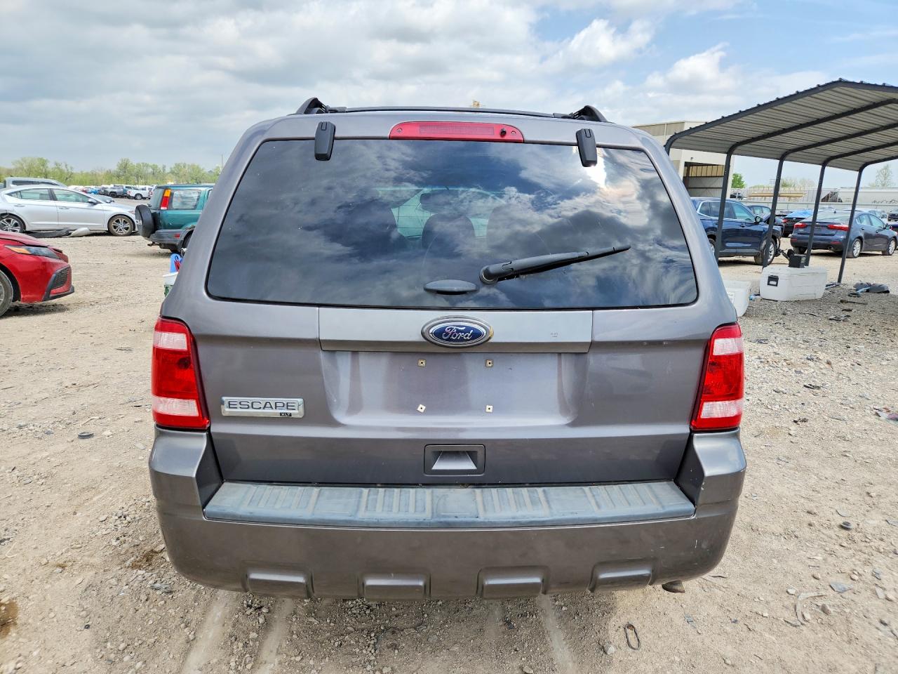 2011 Ford Escape Xlt Gray vin: 1FMCU0D75BKA87972