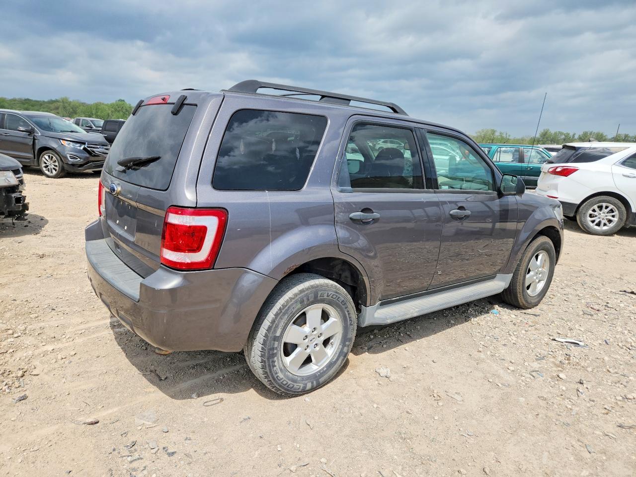 2011 Ford Escape Xlt Gray vin: 1FMCU0D75BKA87972