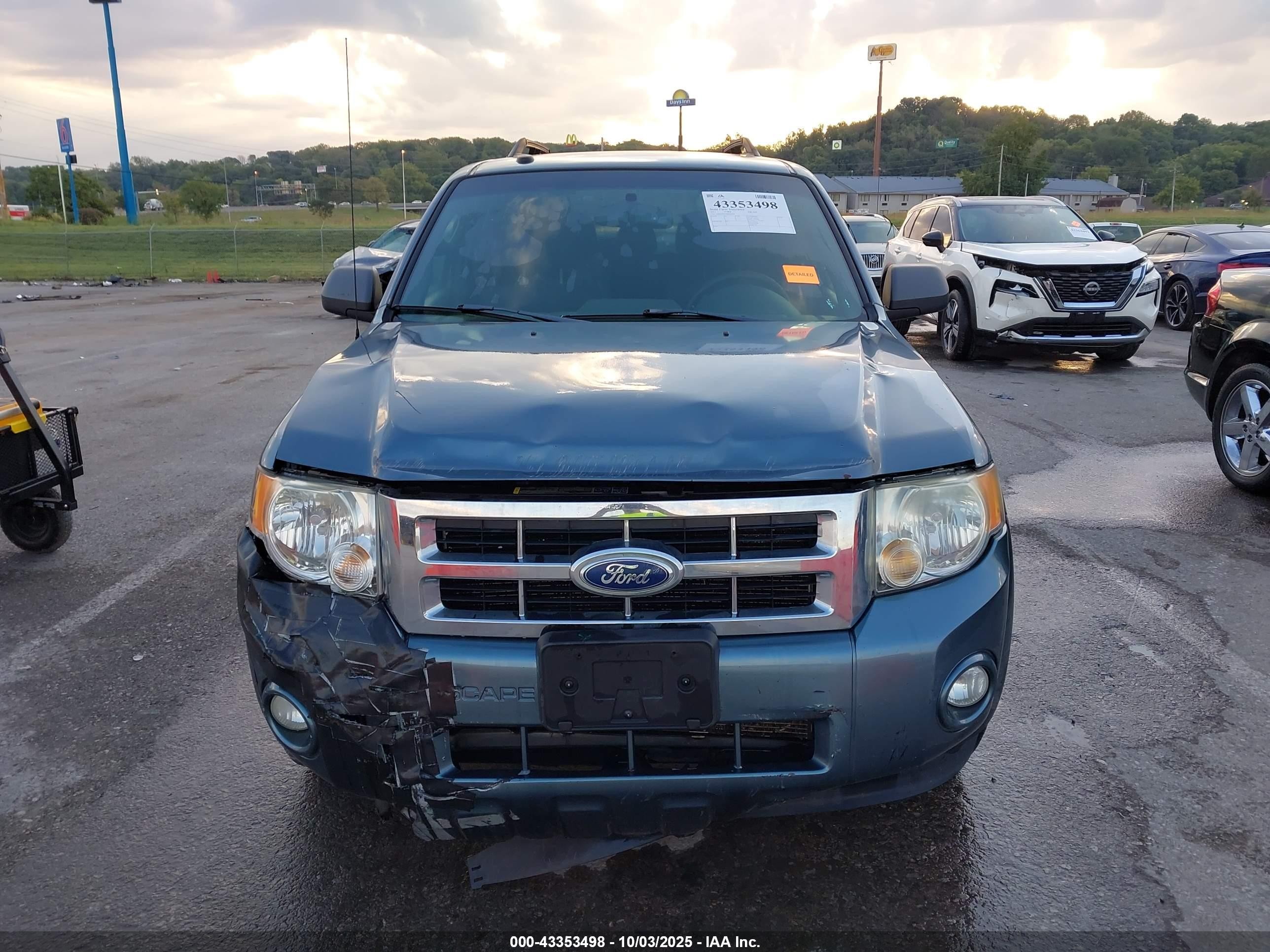 2011 Ford Escape Xlt Blue vin: 1FMCU0D75BKB13504