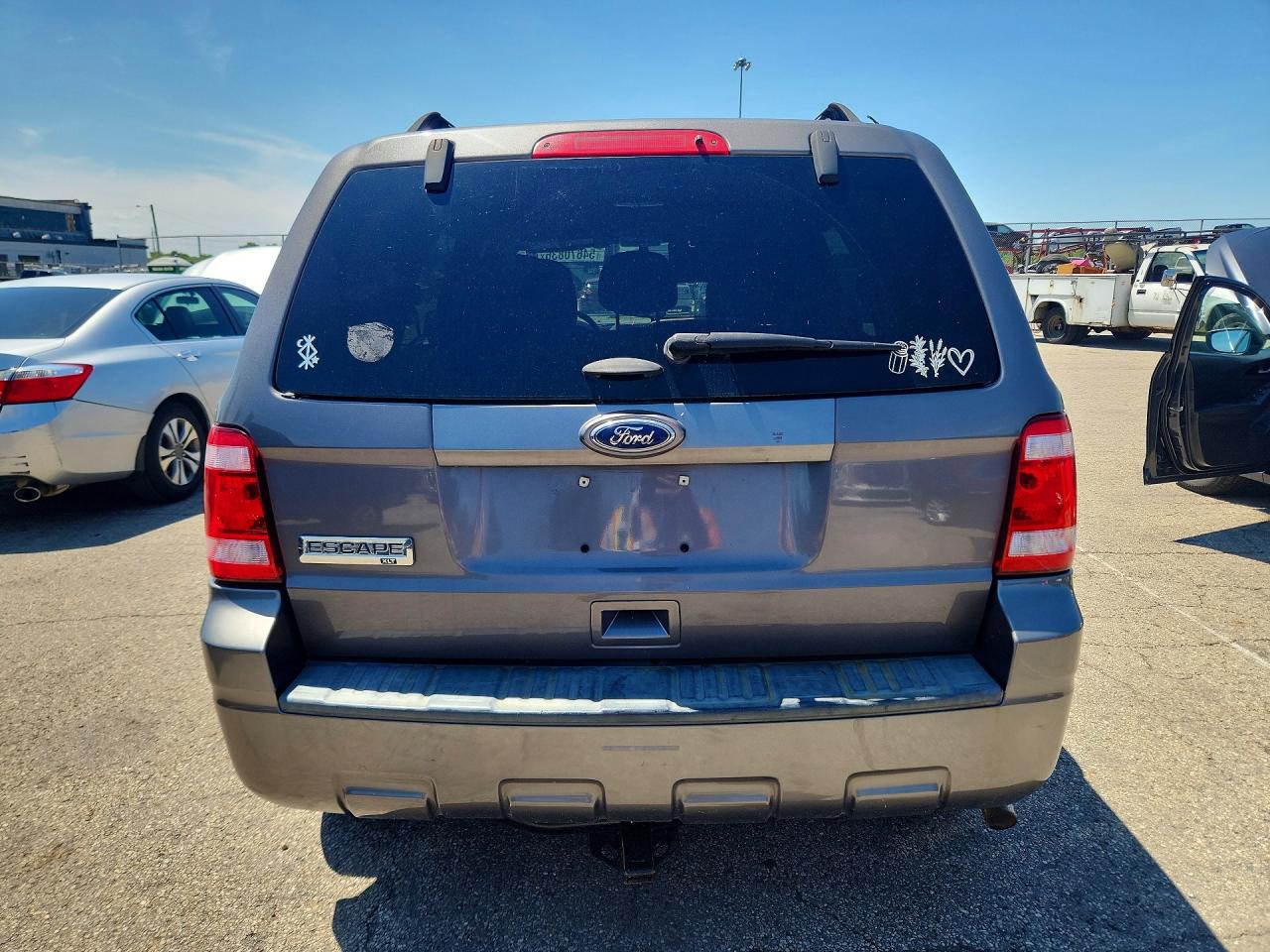 2011 Ford Escape Xlt Silver vin: 1FMCU0D75BKB45207