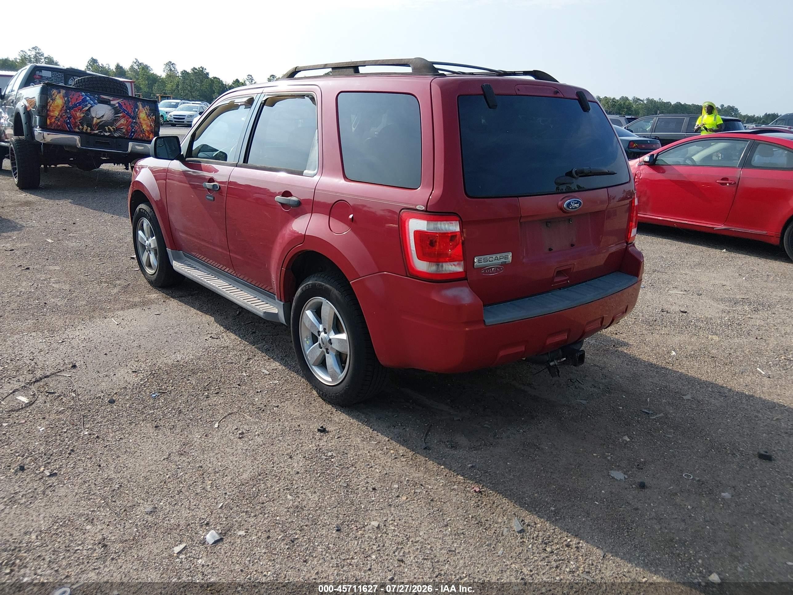 2011 Ford Escape Xlt Red vin: 1FMCU0D75BKB51301