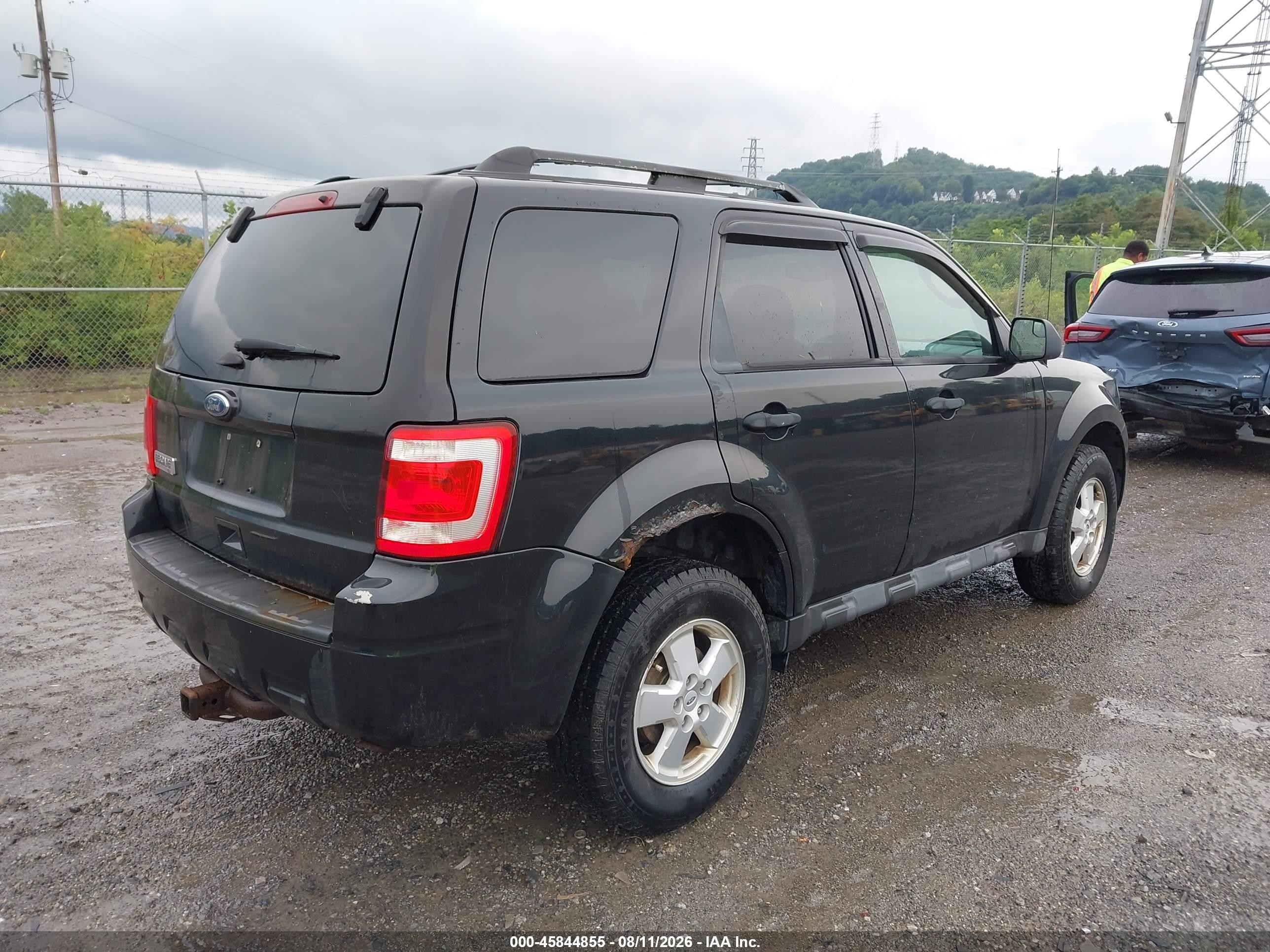 2011 Ford Escape Xlt Черный vin: 1FMCU0D75BKB96321
