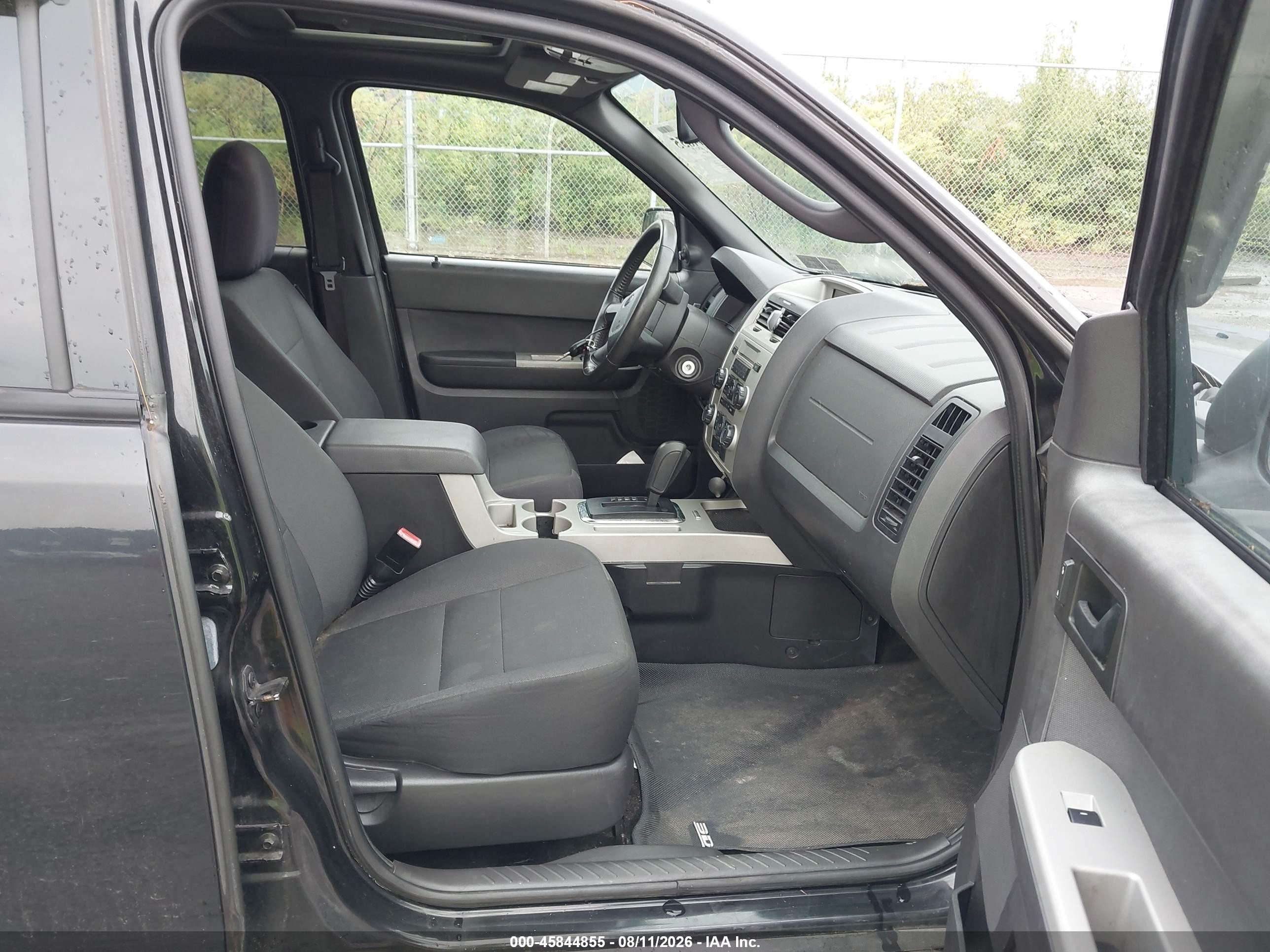 2011 Ford Escape Xlt Черный vin: 1FMCU0D75BKB96321