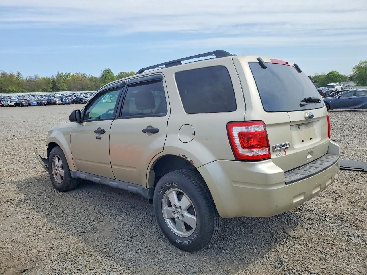 2012 Ford Escape Xlt Beige vin: 1FMCU0D75CKB96451