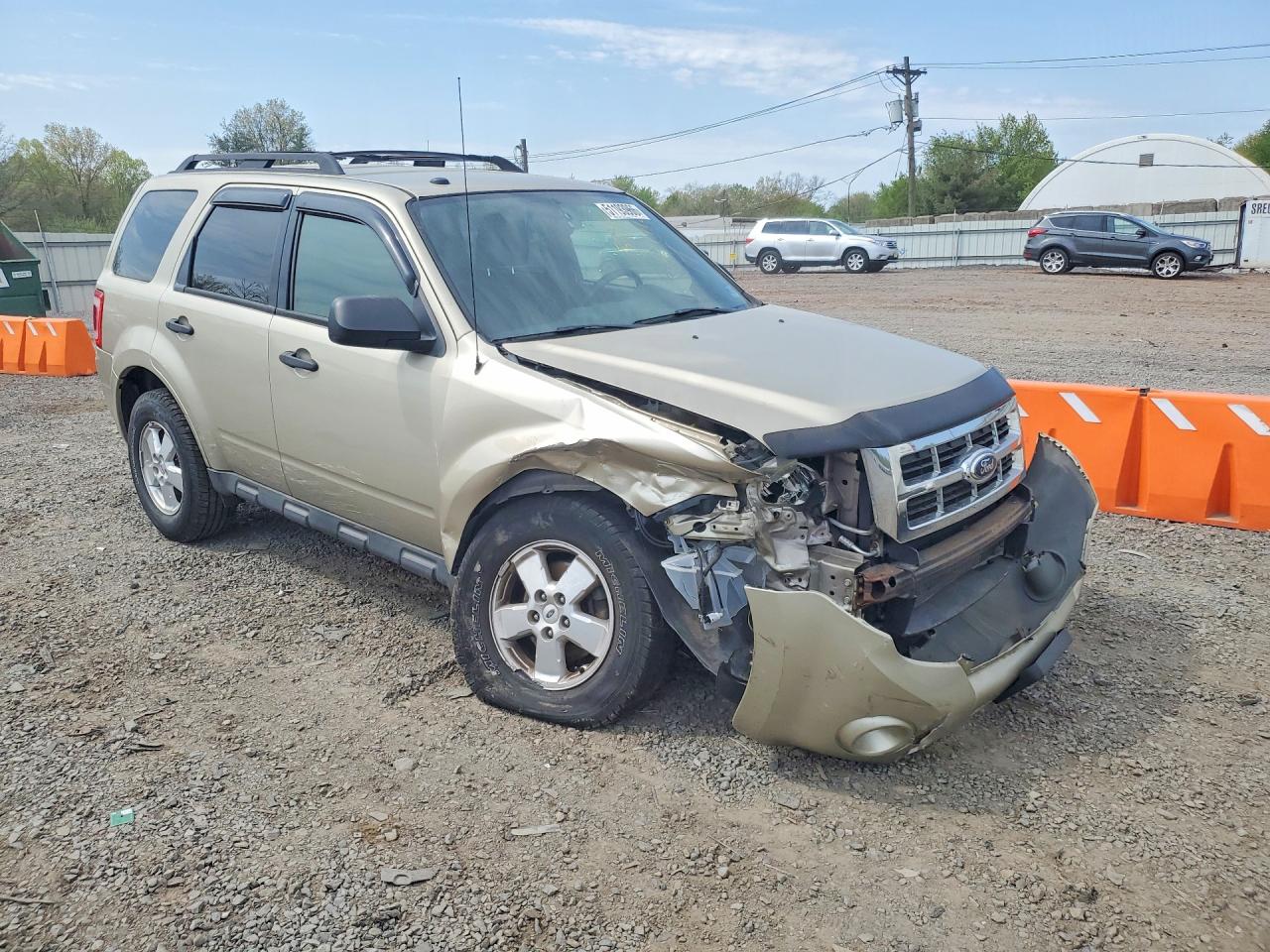 2012 Ford Escape Xlt Beige vin: 1FMCU0D75CKB96451